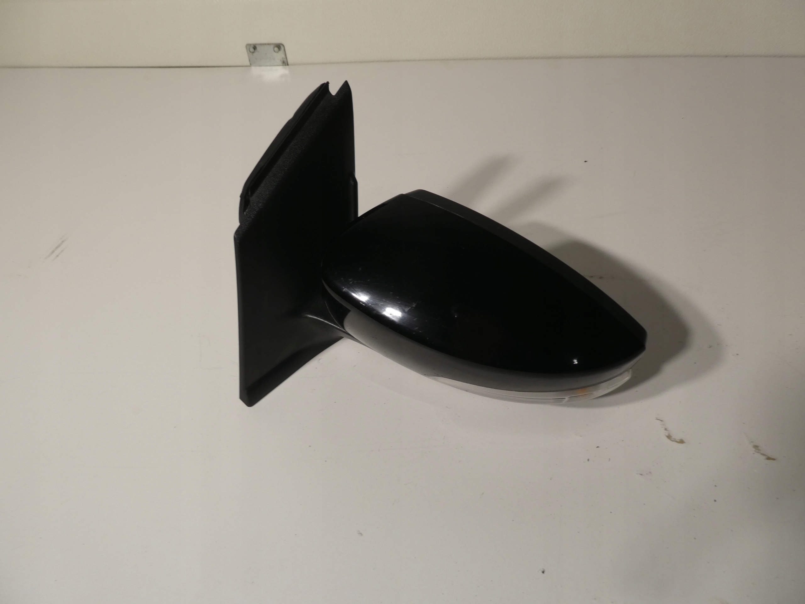 FORD KUGA II mk2 ST-line mirror left 8 PIN