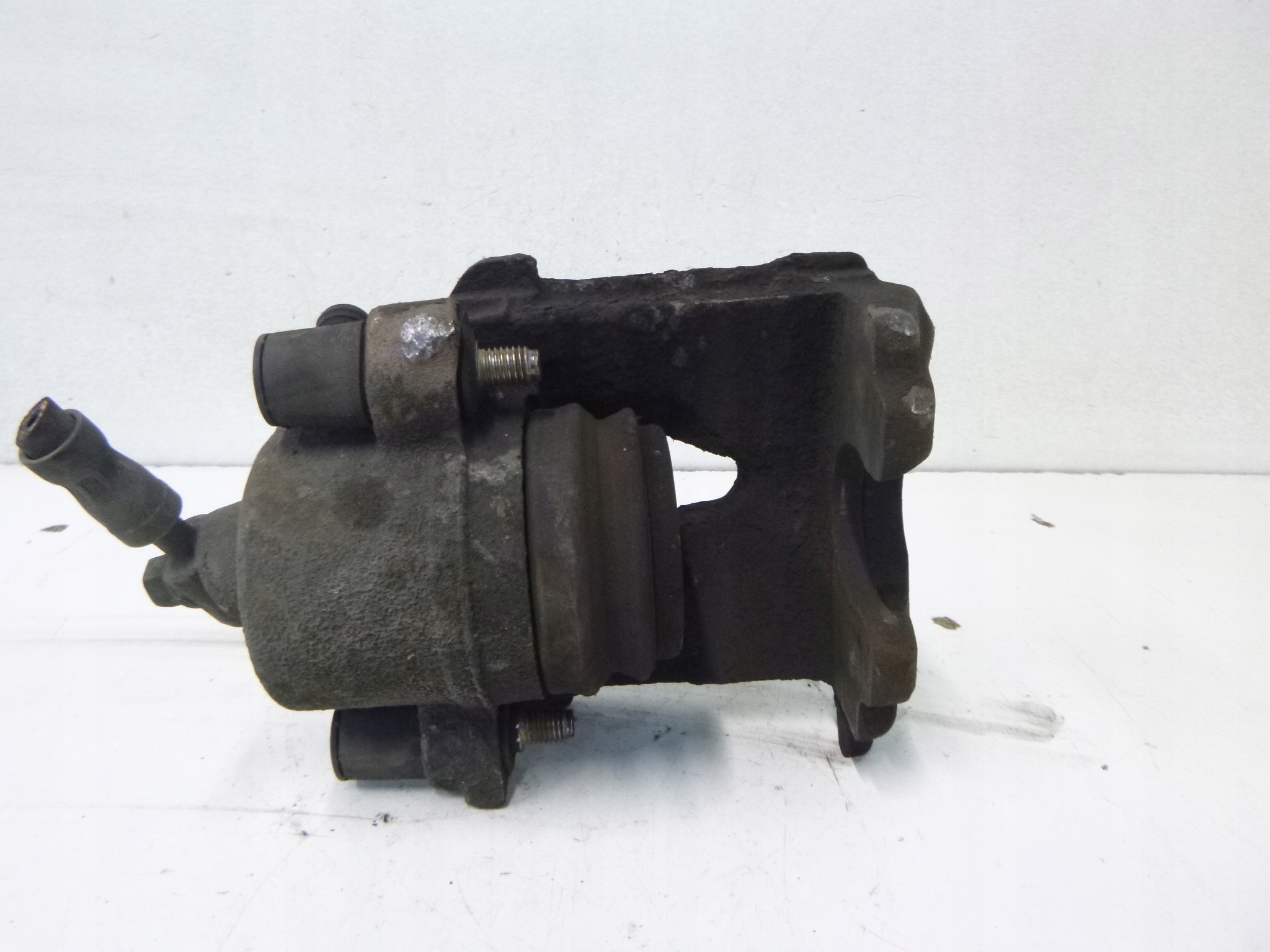 caliper brake front Skoda Octavia 1.9 TDI 2001