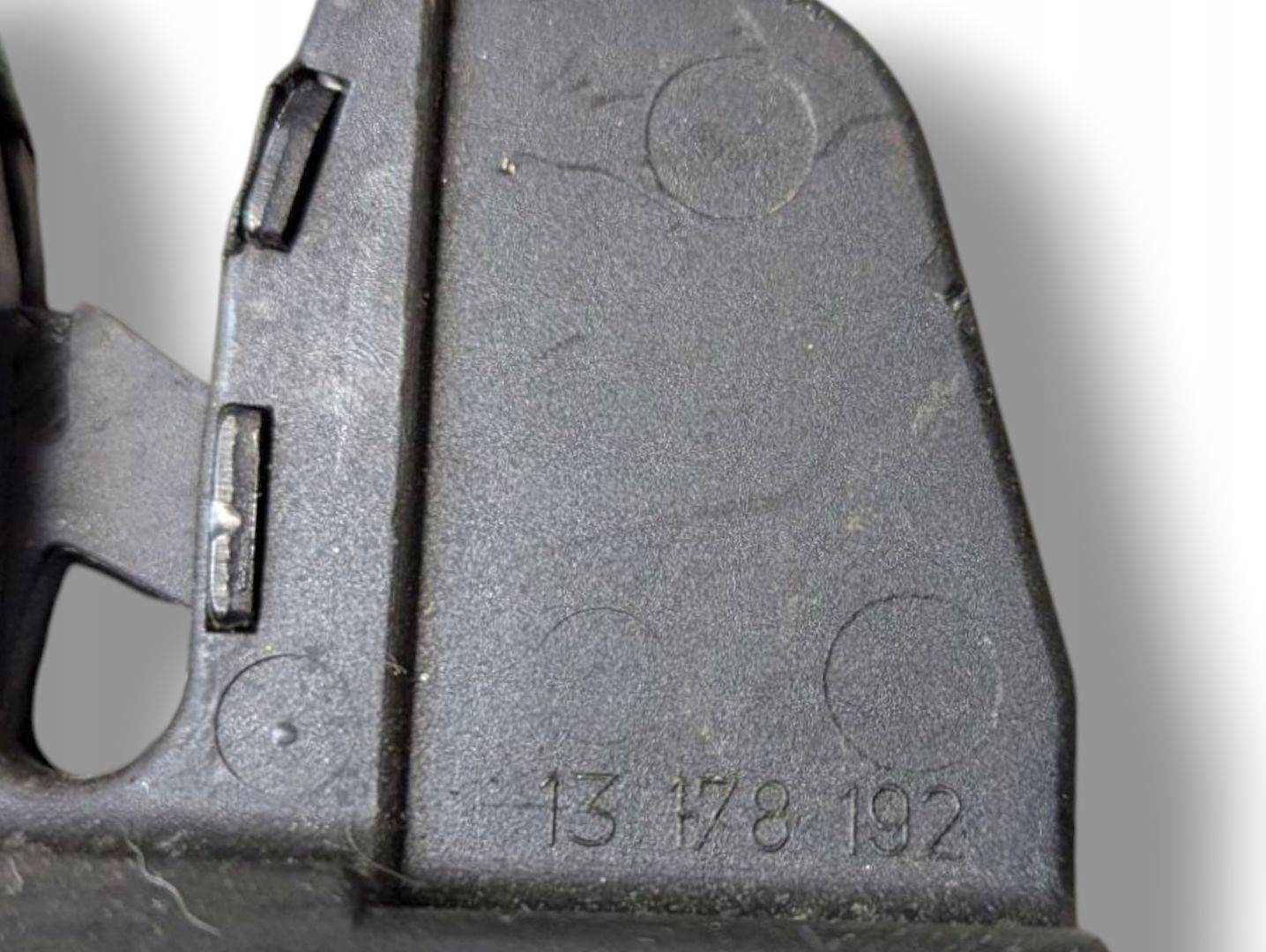 lock bonnet boot Opel Vectra C facelift 2007 13178192