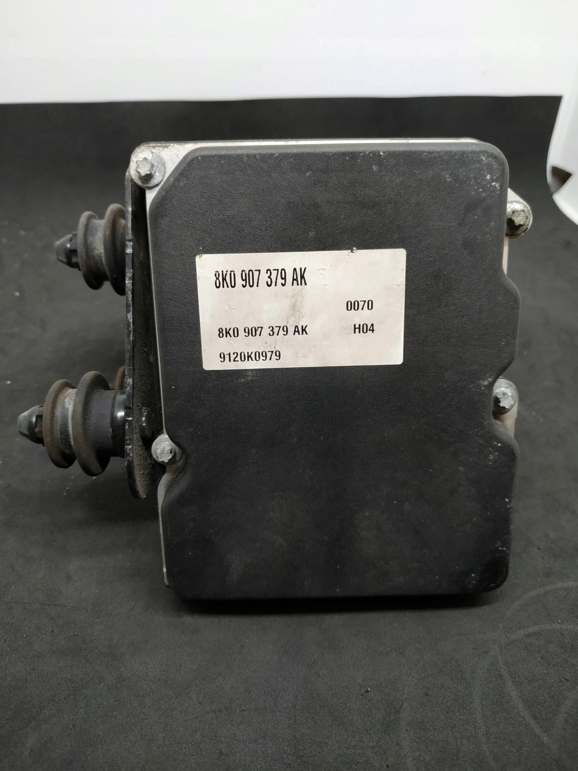 pump ABS AUDI A4 B8 8K0907379AK