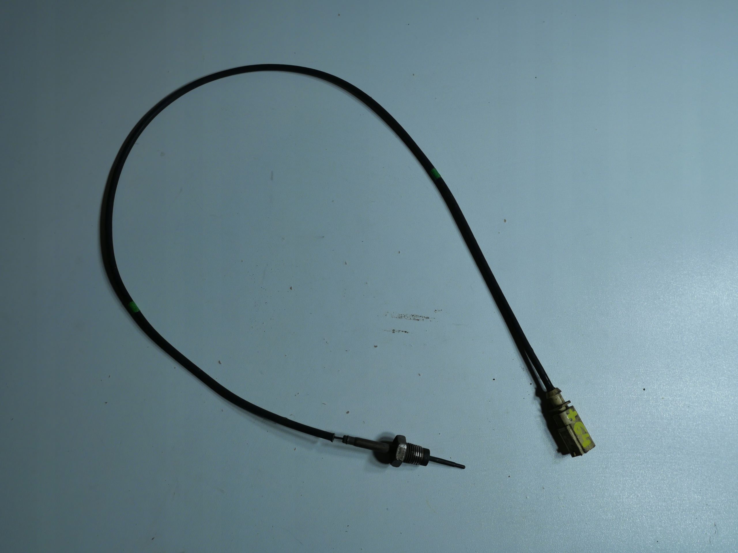 Sensor TEMPERATURY Gase VW SEAT SKODA 04L906088DE