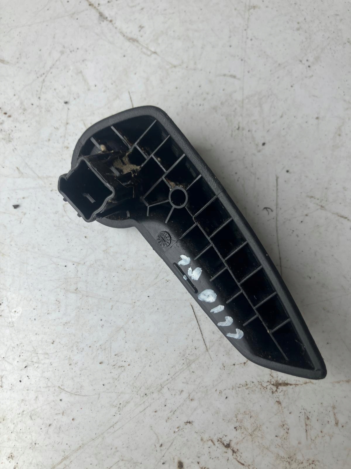 handle REGULACJA seat RENAULT CLIO V left front