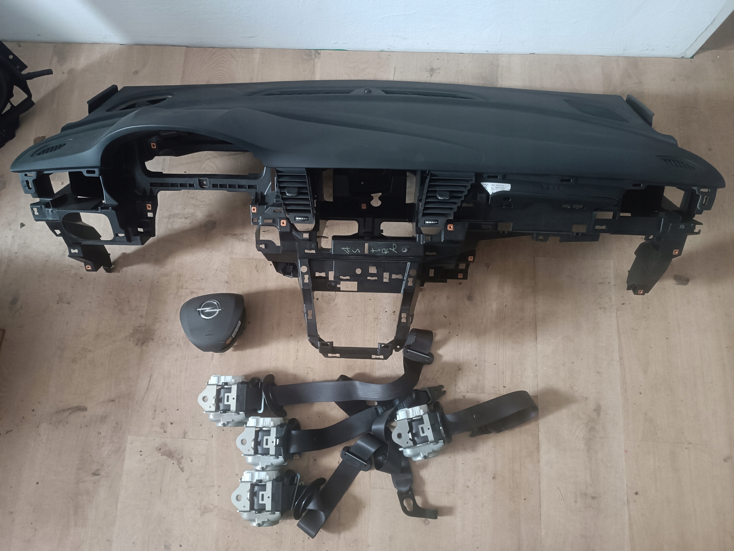dashboard instrument panel console OPEL ASTRA K V LIFT original