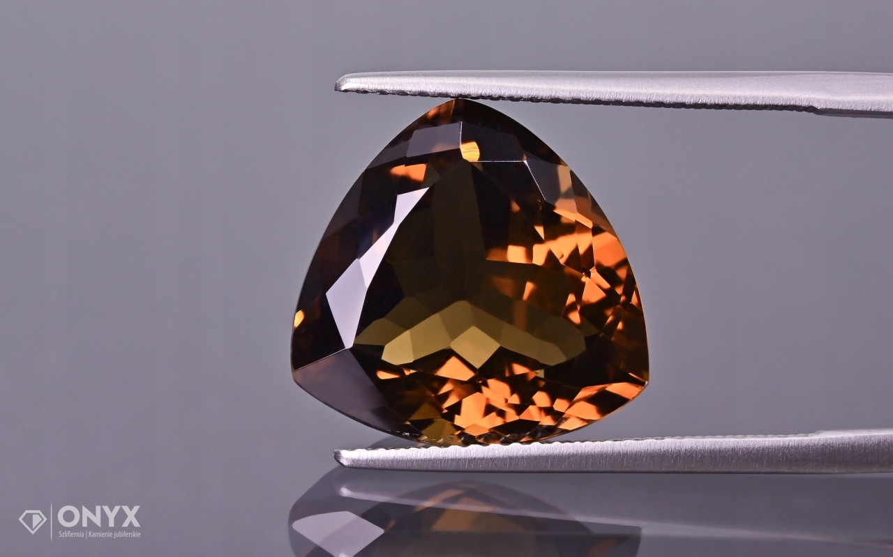 Medový křemen fazetovaný trilion 15x15 mm