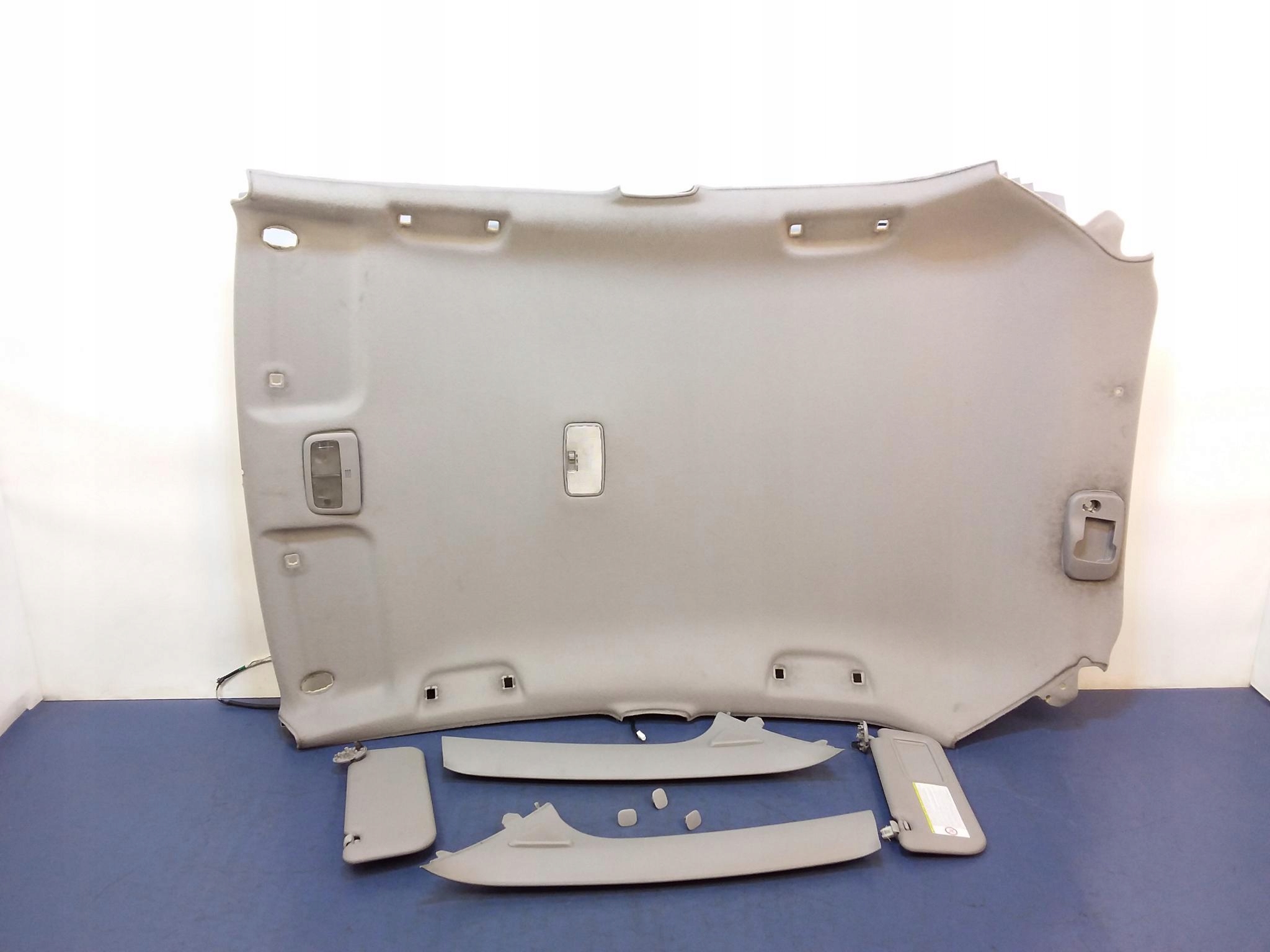 TOYOTA YARIS II 3D ОБШИВКА СТЕЛІ