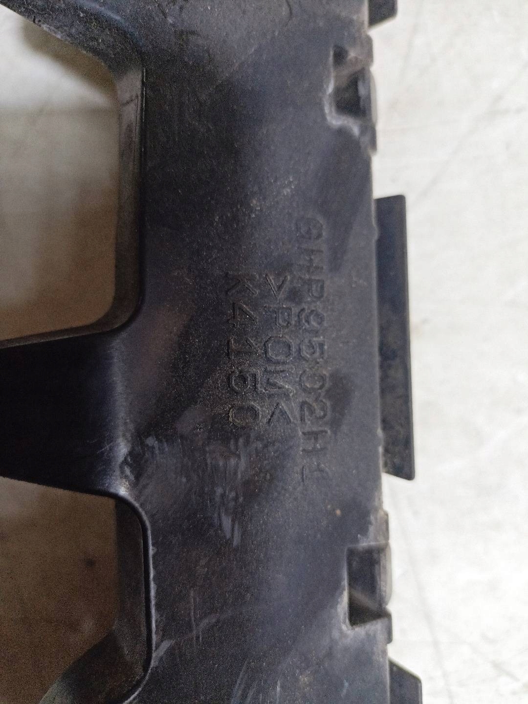 support holder zderzdaka rear part right side Mazda 6 3 GJ 2014 GHP9502H1