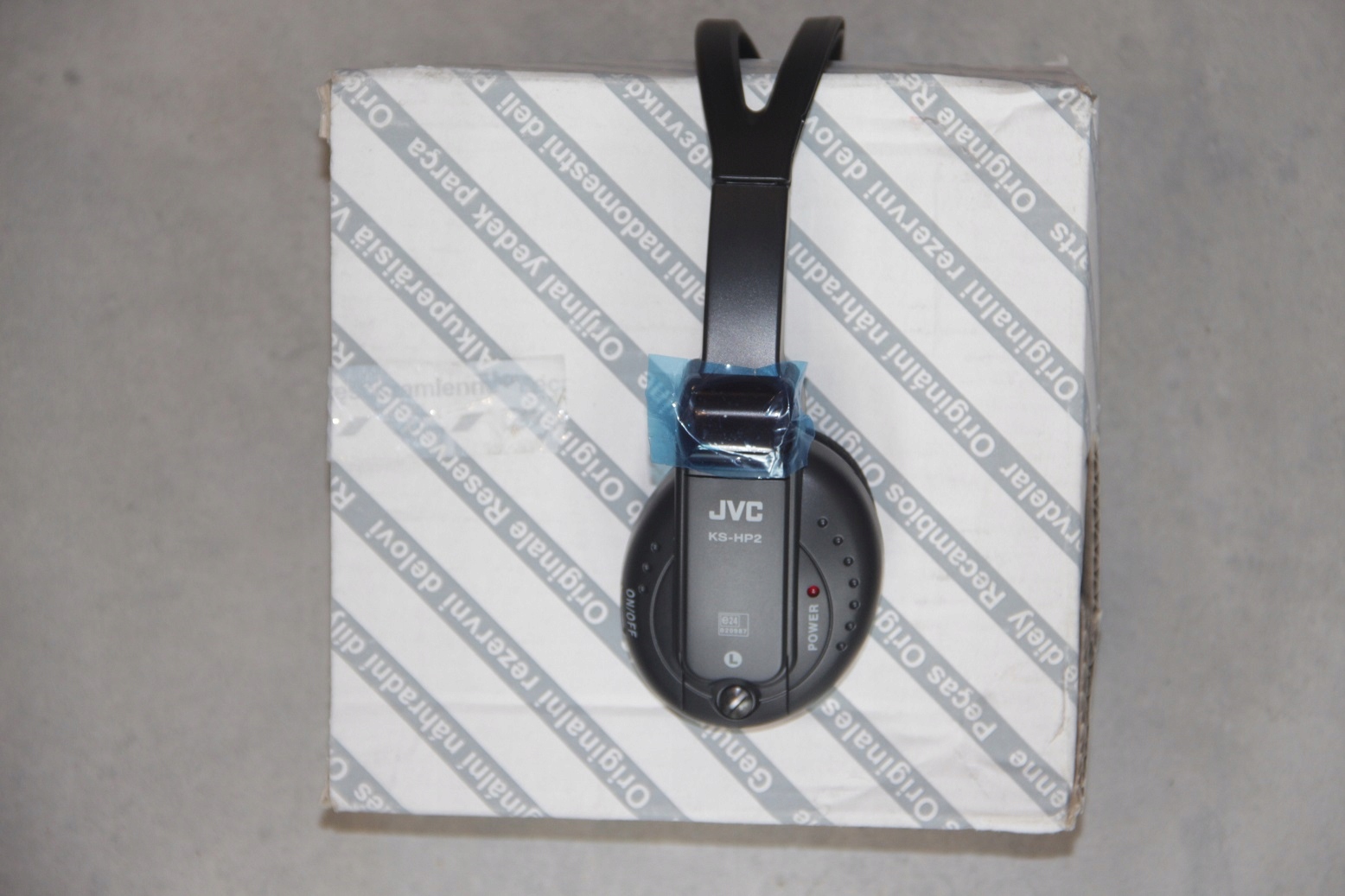 FIAT CROMA SLUCHAWKI DO ZESTAWU DVD JVC KS HP2 Manufacturer FIAT OE