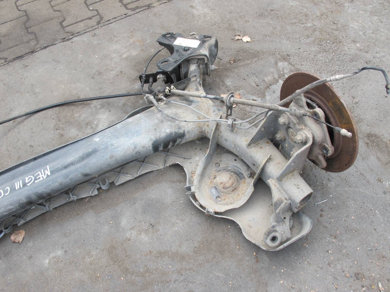 RENAULT MEGANE III 3 COUPE achse achsträger heck hinten