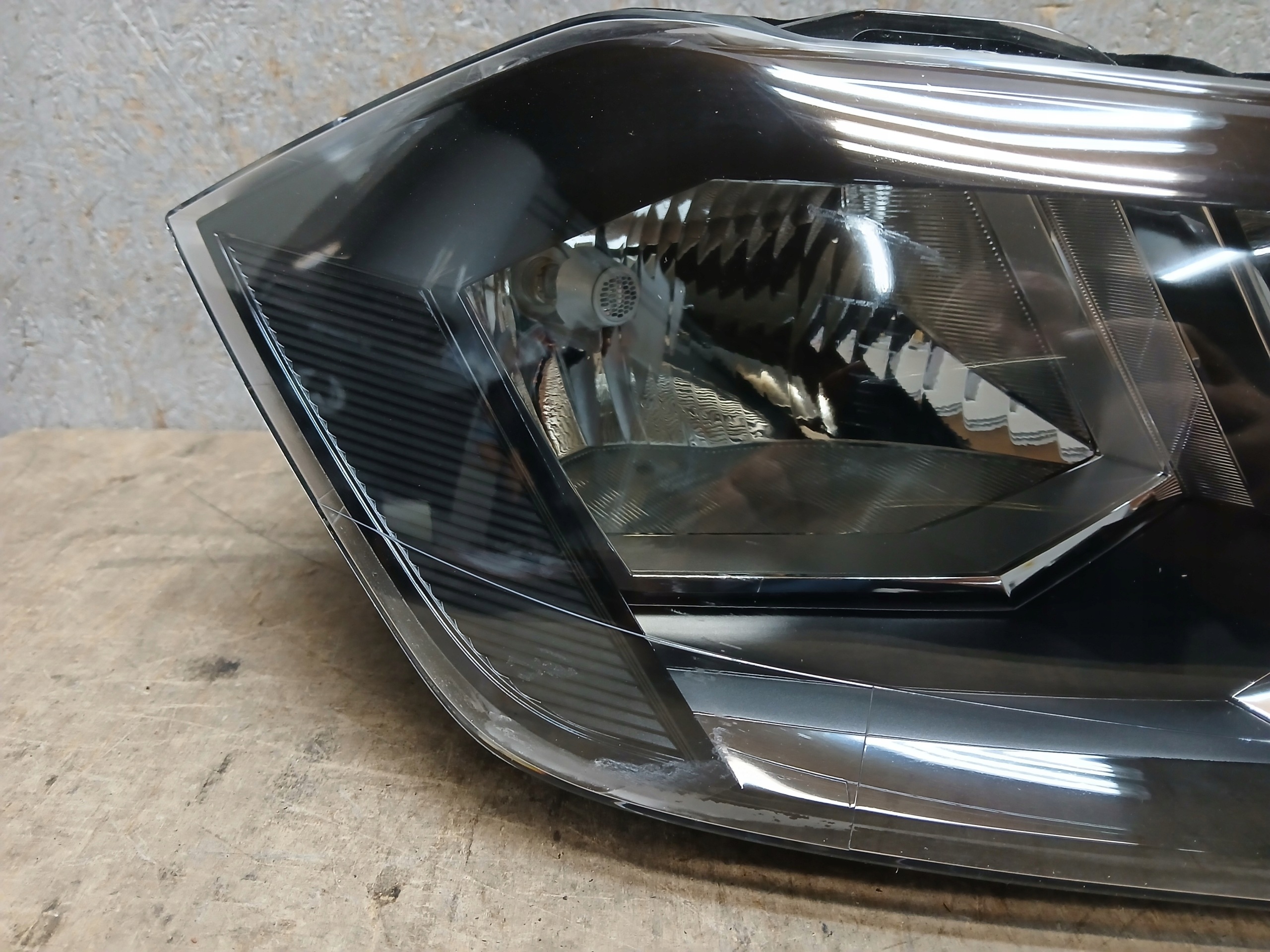 feu avant droit VW POLO 2G 17-21 2G1941006