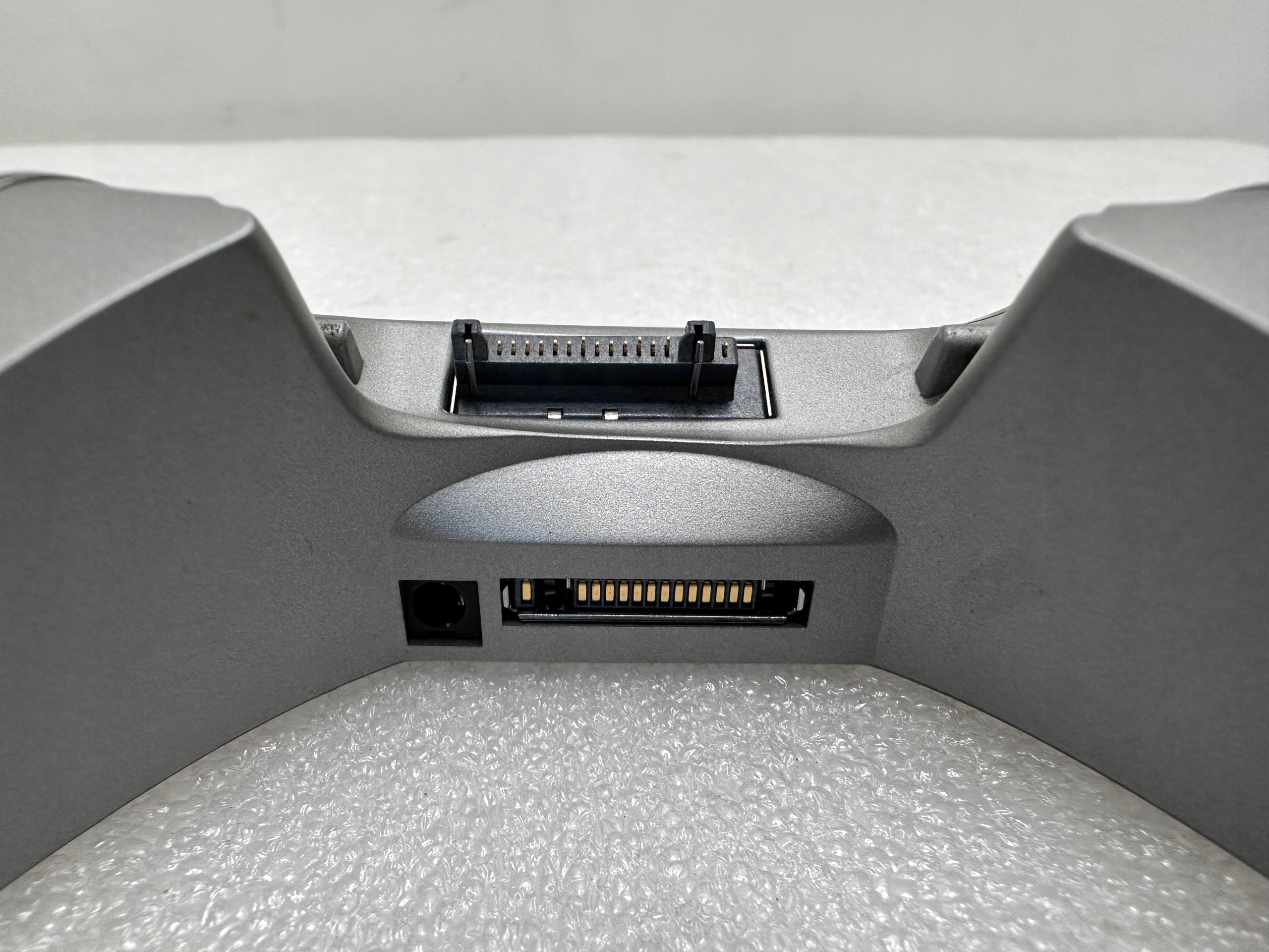 Stacja dokująca ładowarka biurkowa Nokia DT-5 Srebrna (A) Złącza inne