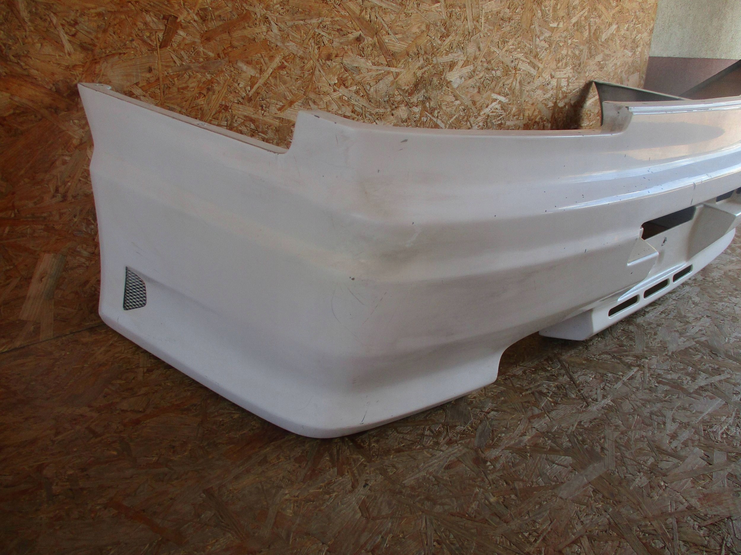 Stoßstange heck hinten NISSAN SKYLINE R34
