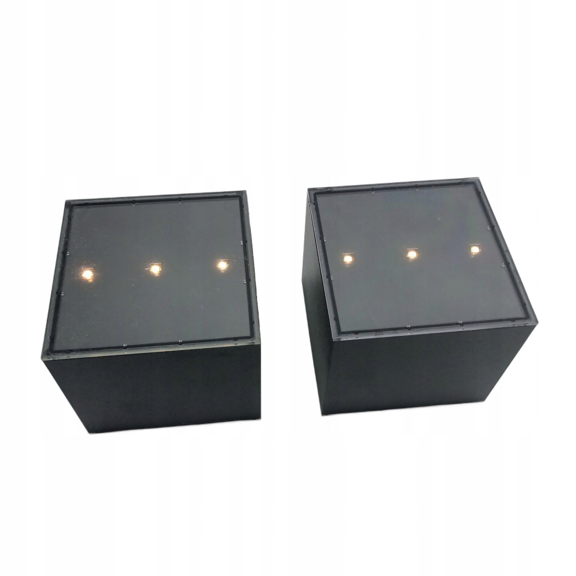 Zahradní nástěnné svítidlo Proxinova černé s integrovaným Led zdrojem 3 W