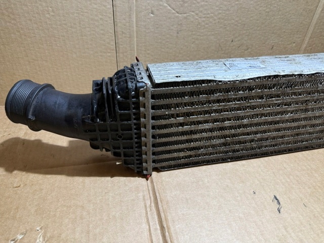 AUDI A4 B8 A5 8T radiator intercooler 8K0145805G