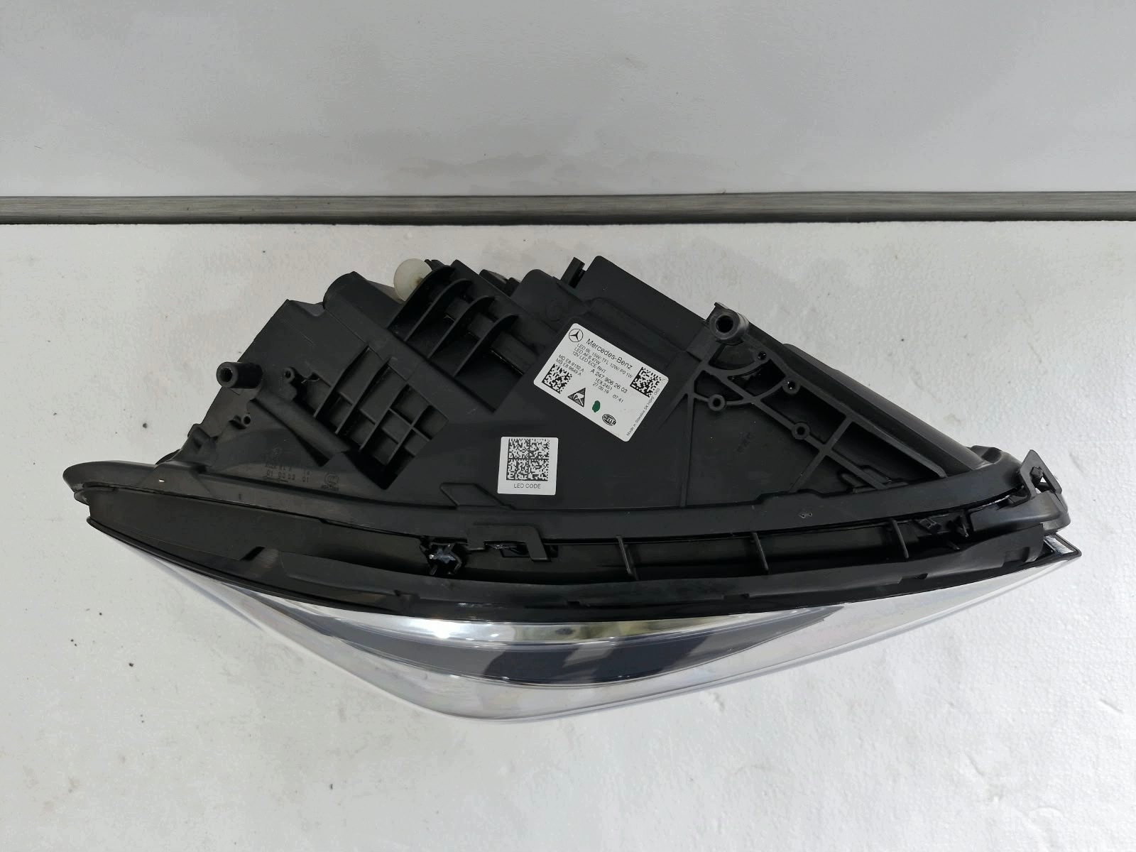 lámpa jobb Mercedes B osztály W247 FULL LED