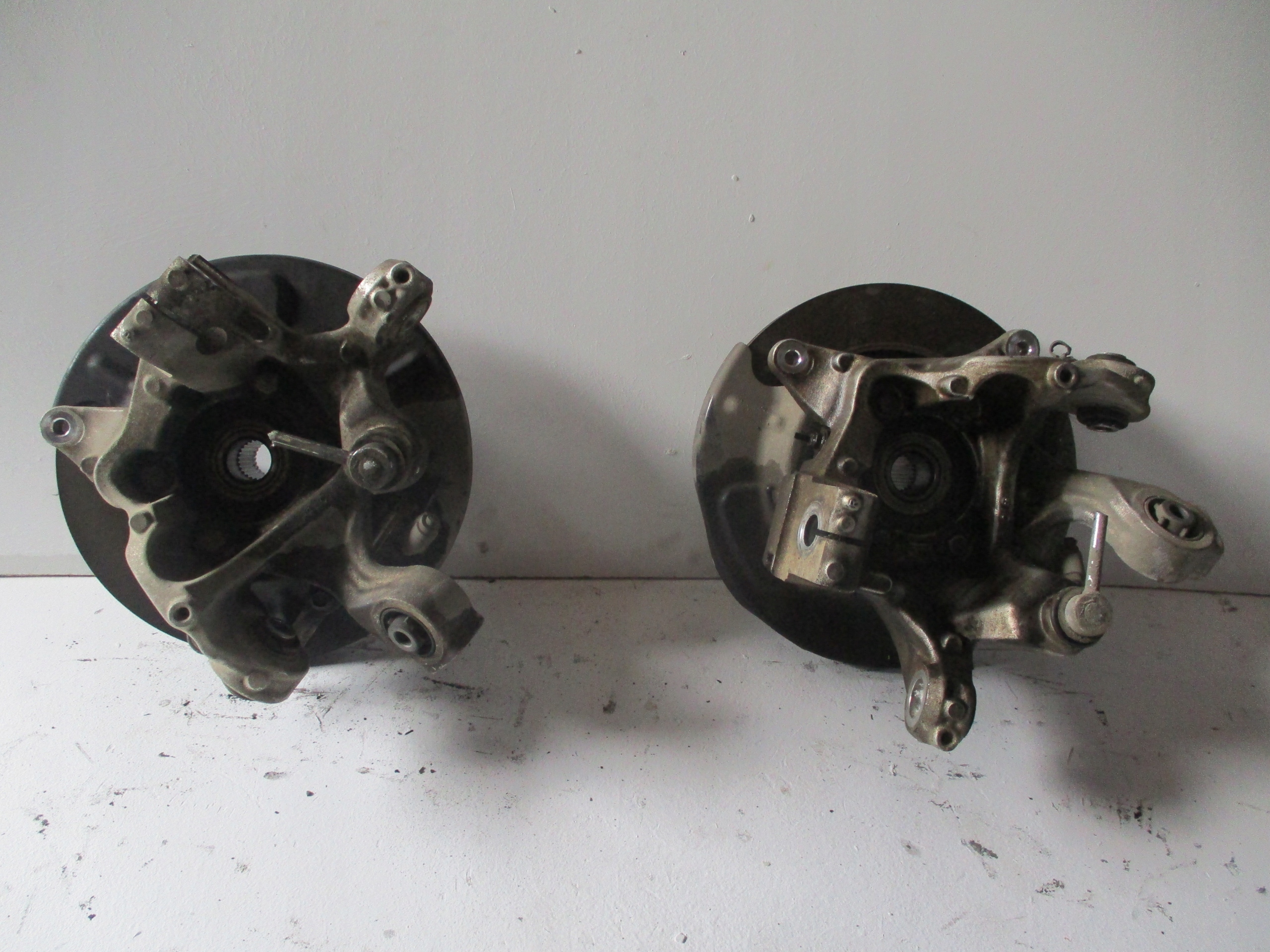 swing rear part SUBARU FORESTER V 2.0i right left