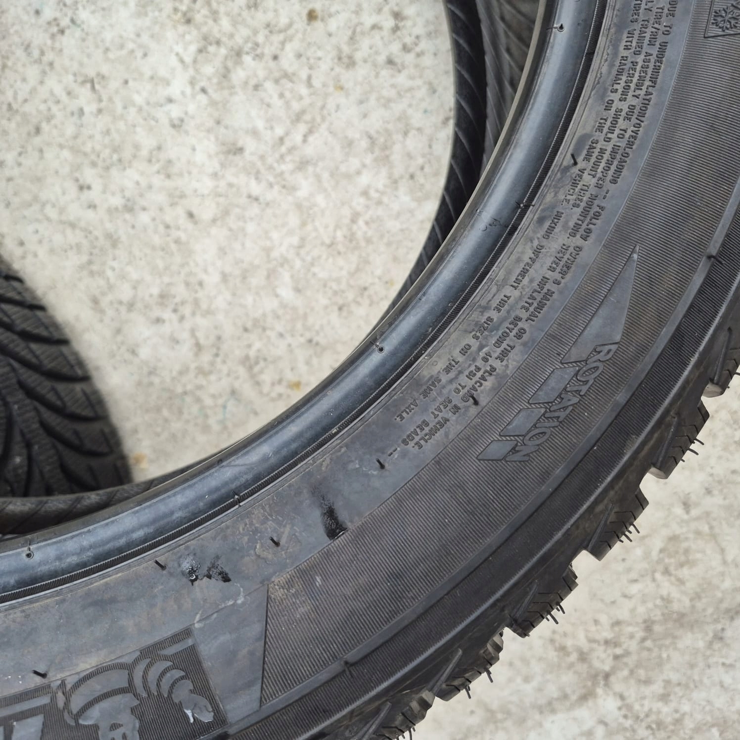 MICHELIN LATITUDE ALPIN 235/50 R19 tyres winter
