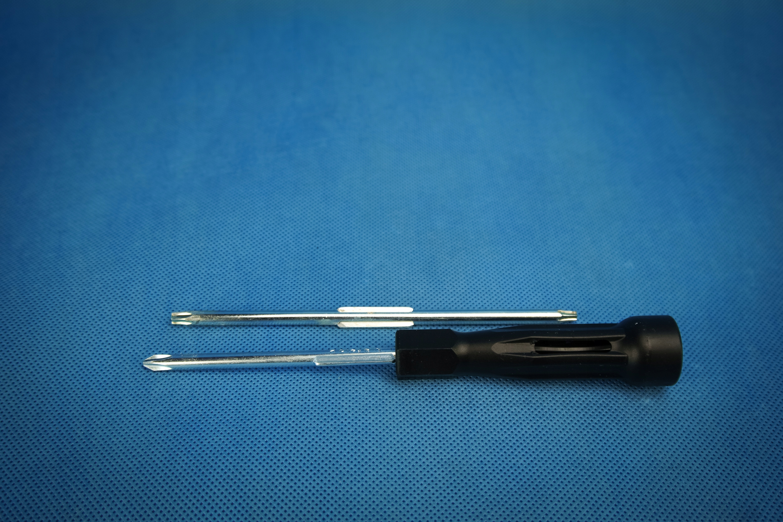 Śrubokręt oryginał Audi VW Seat Skoda 191012287