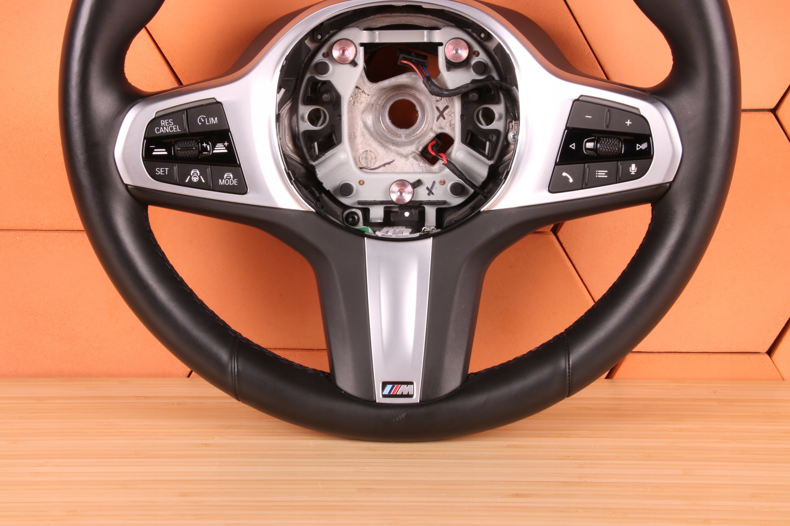 BMW G30 G31 G32 GT originál steering wheel, m-packet WIBRACJE