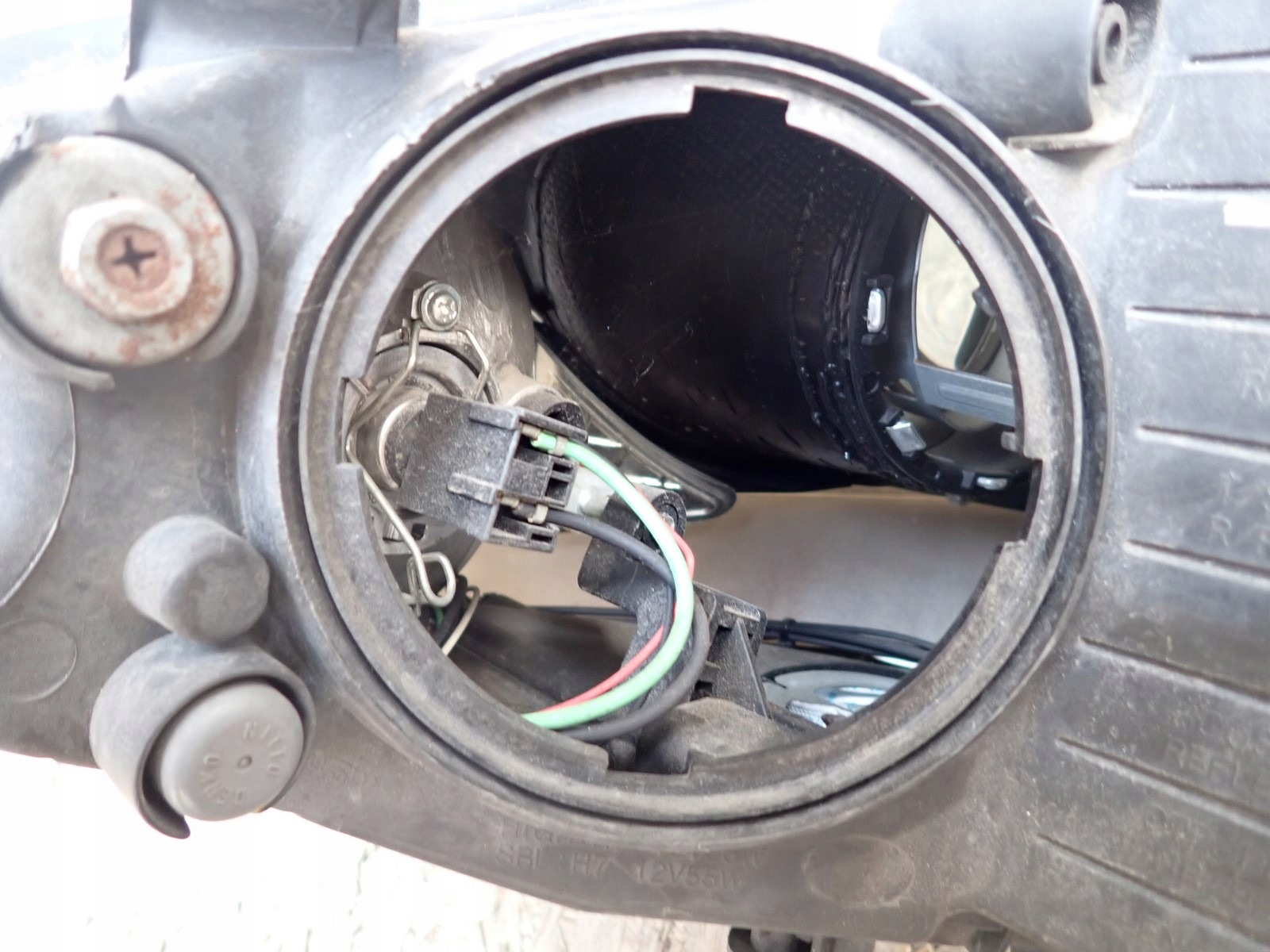 light right REFLEKTOR right HYUNDAI I30 2 II GD 2011-2016R 92102-A6020