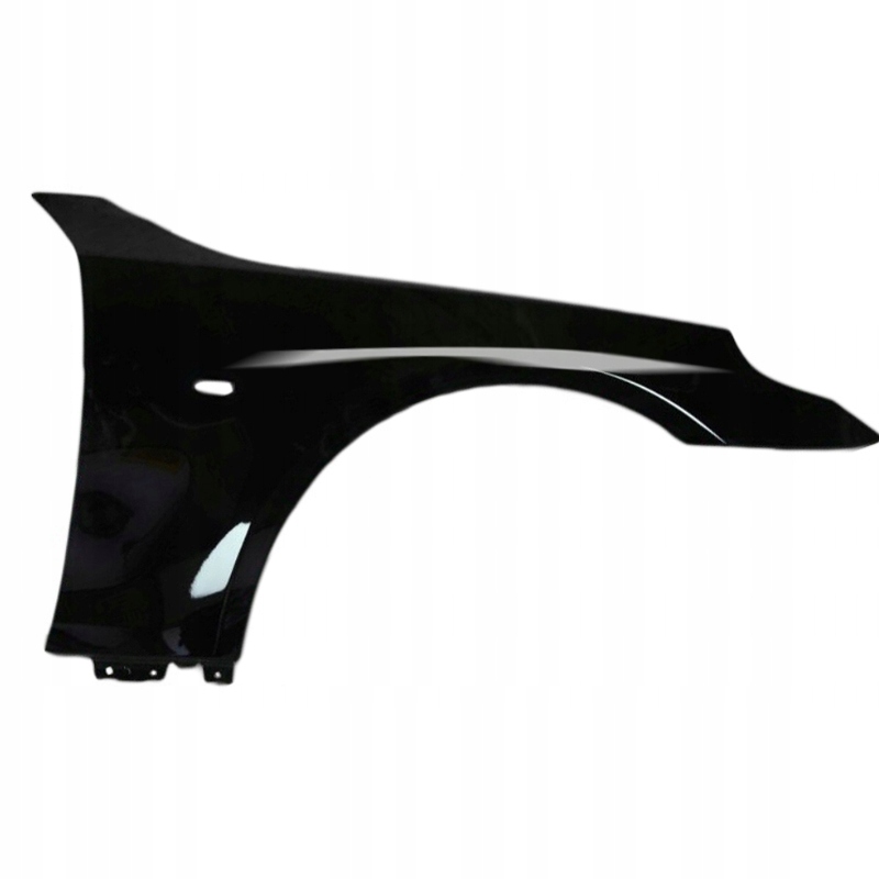 Blatník Bmw 5 E60 E61 Barva 668 03-07 Pravý Přední