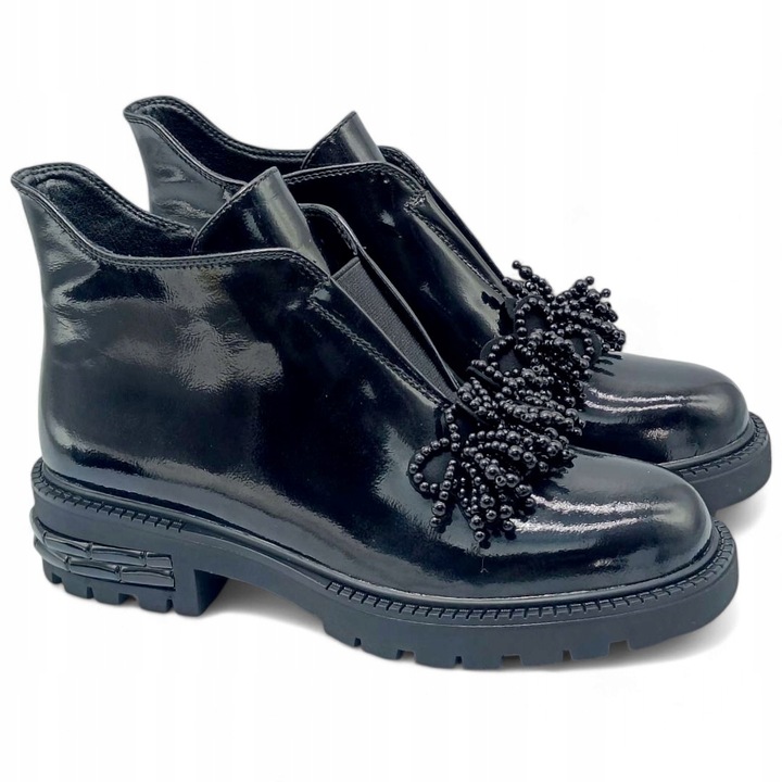 Černé kotníkové boty dámské boty D&a S.Barski LZ42-036 lakovaná kůže vel.36