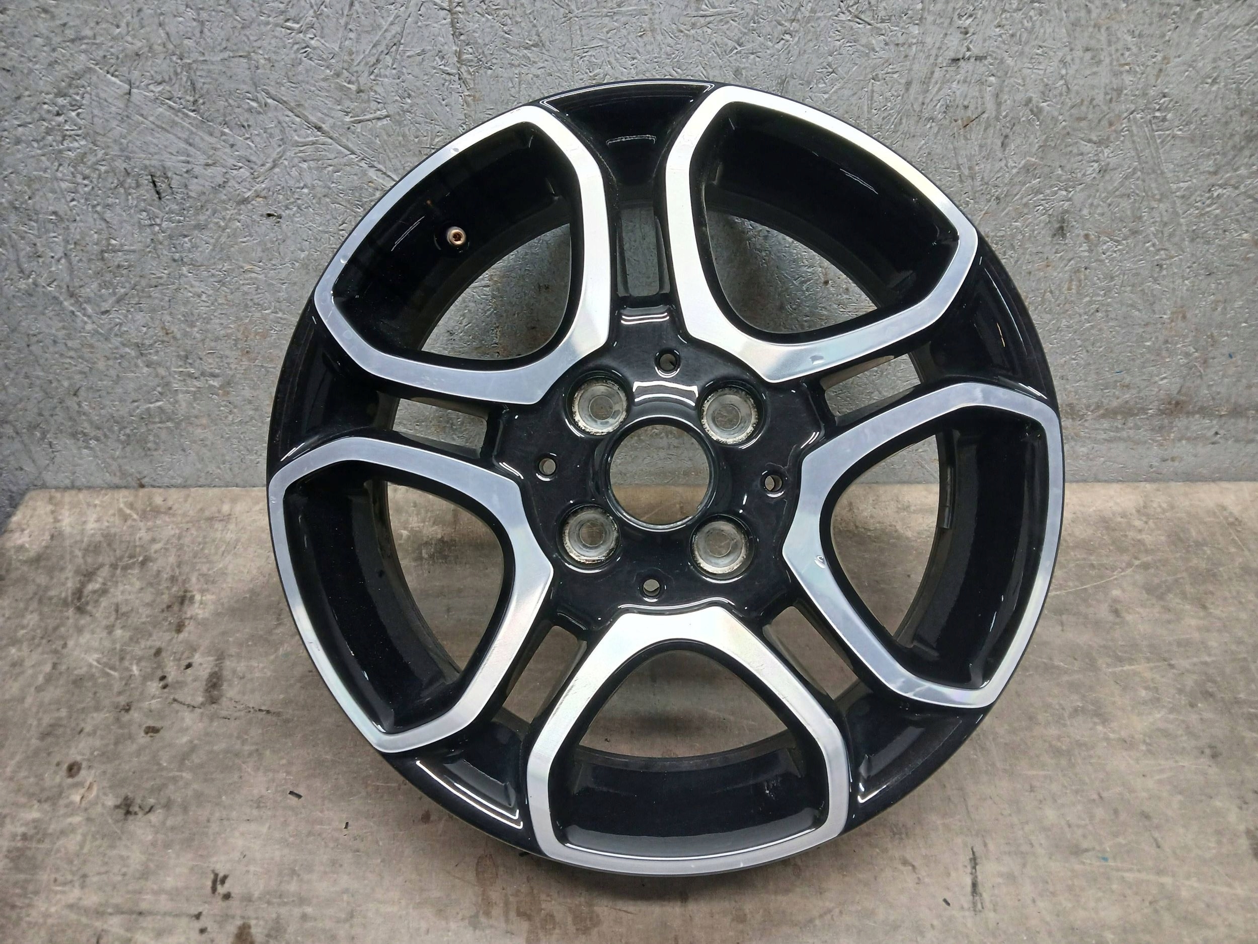 disk hliníkový SMART TWINGO A453 5,5J 15" ET42 4X100 A4534010C00