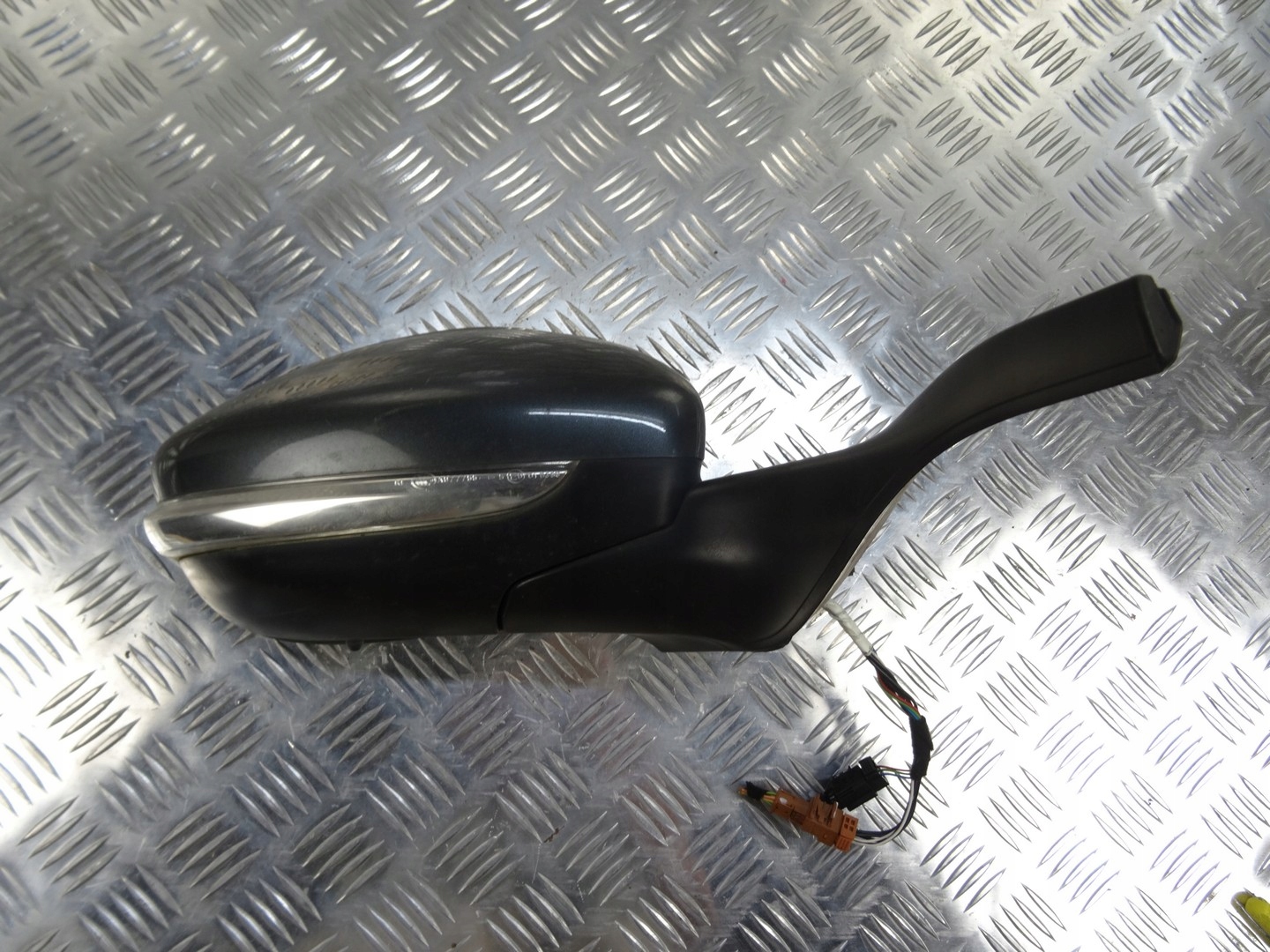 PEUGEOT 208 mirror right 9 PIN UK