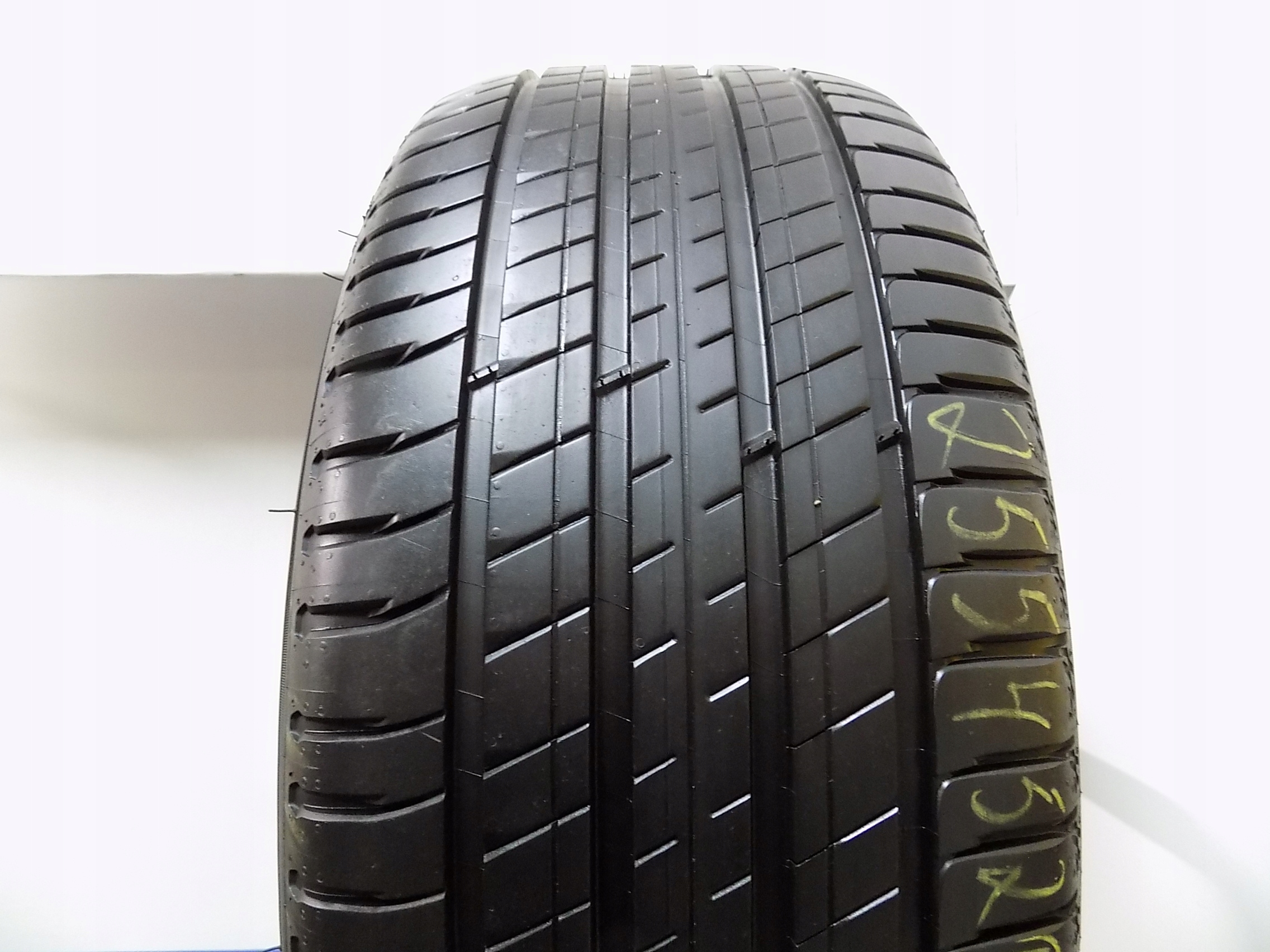 Michelin Latitude Sport 3 255/45R20_7+mm_F-VAT