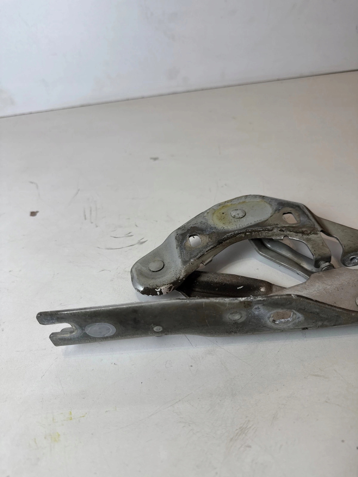hinge bonnets front front left Audi A1 8X