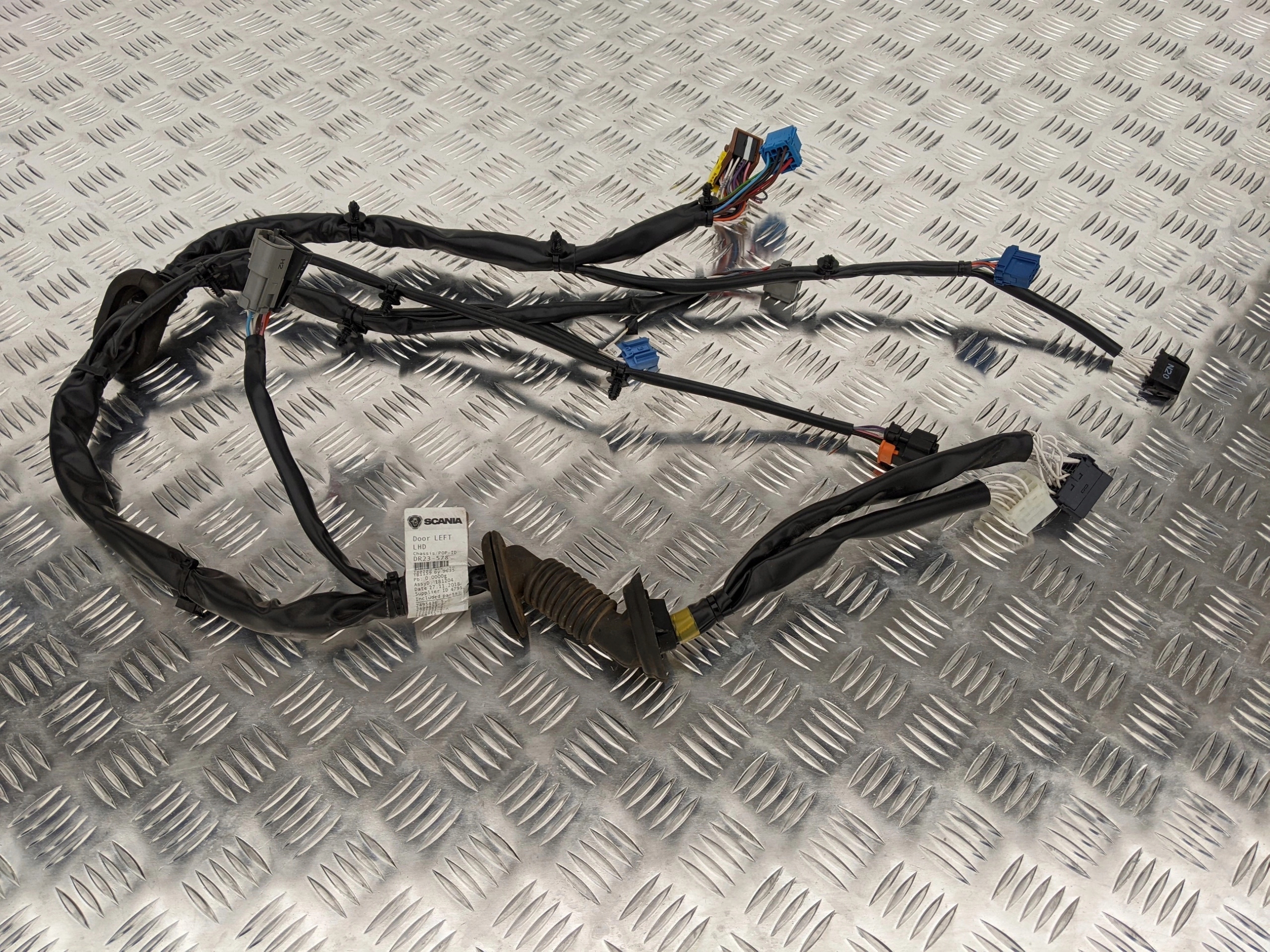 2495436 - ЖГУТ ПРОВОДОВ ДВЕРИ SCANIA R S ЛЕВАЯ СТОРОНА