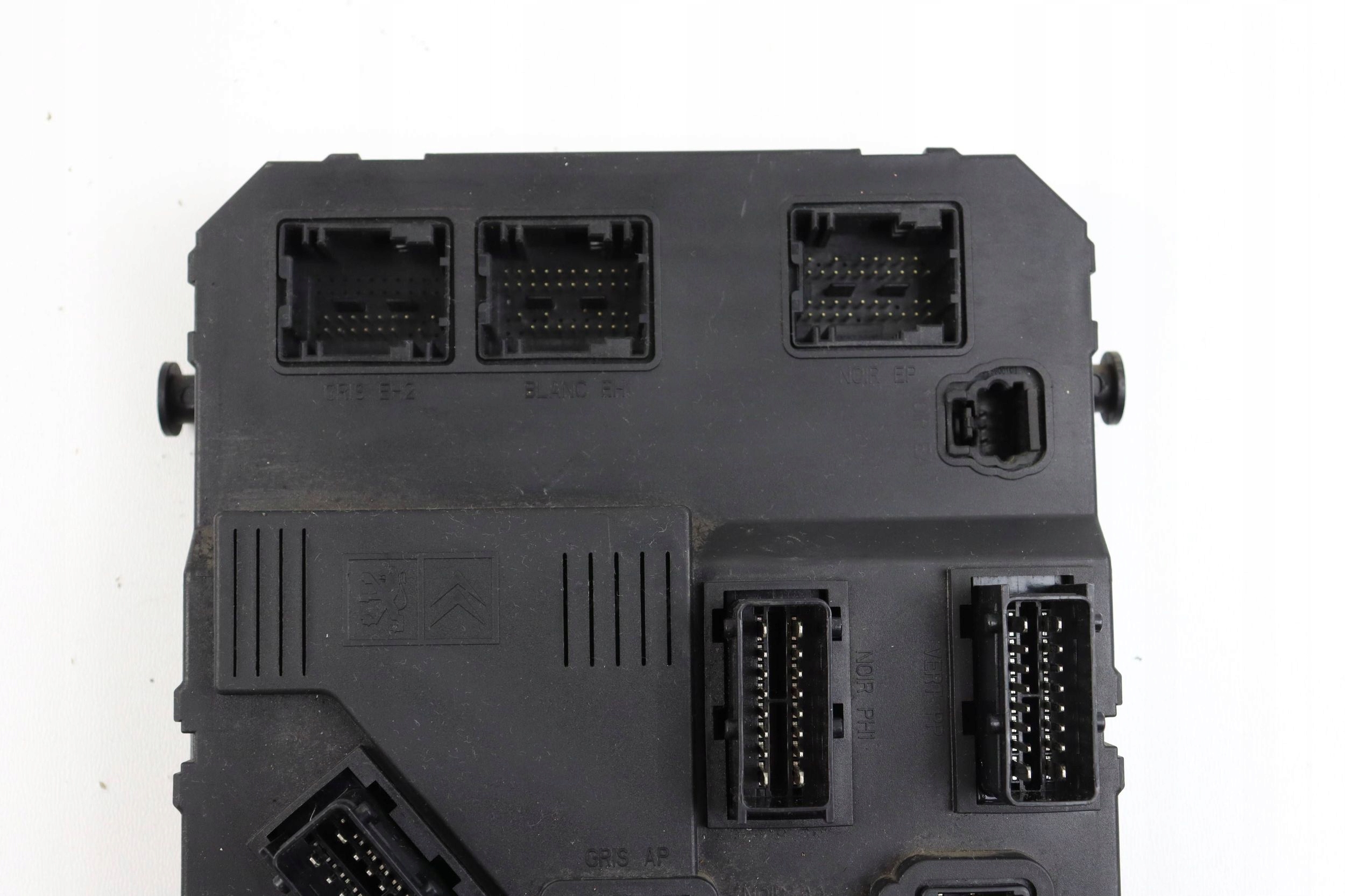 CITROEN PEUGEOT module compartment BSI 9655708380 S120104700L