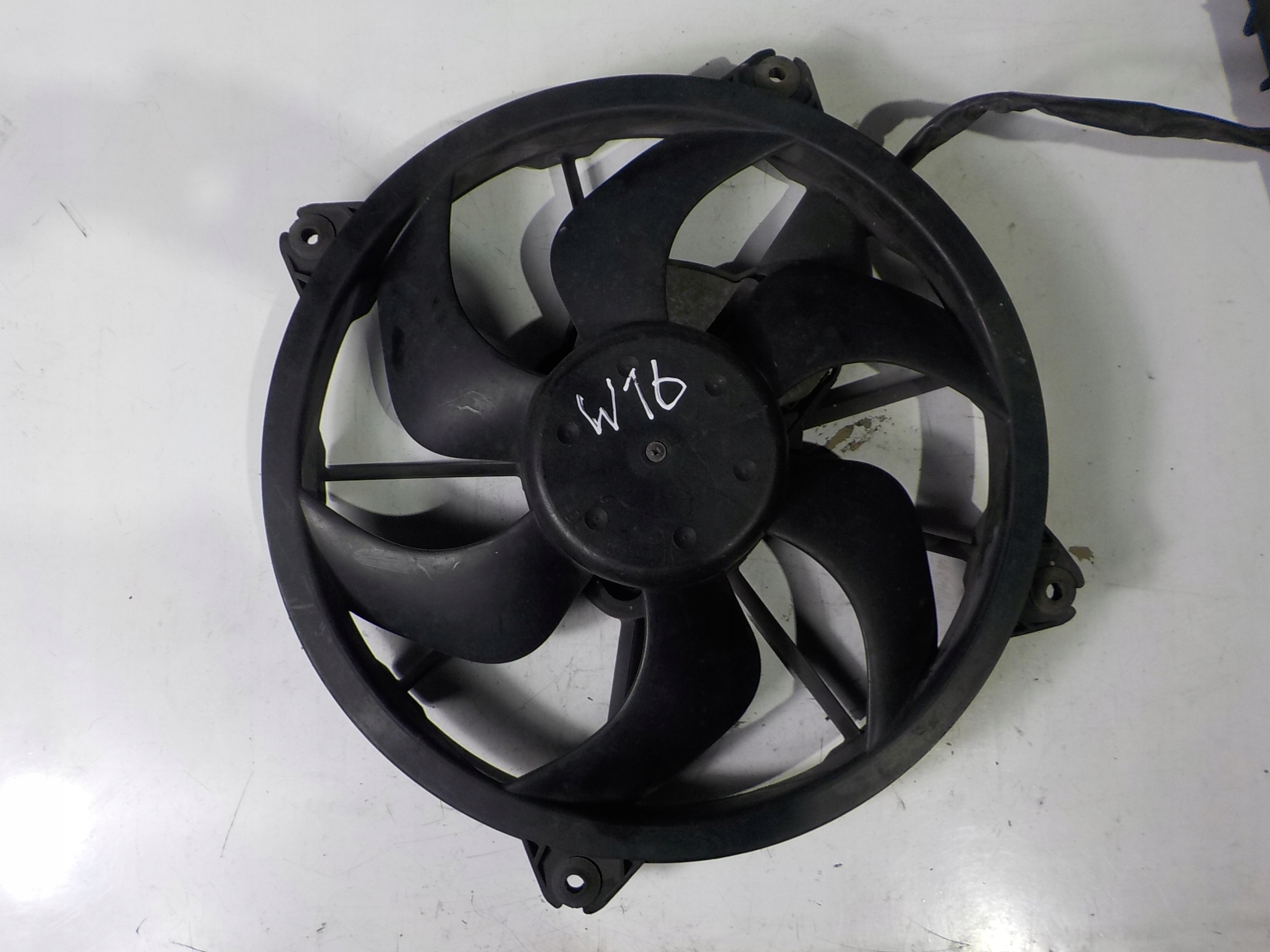 PEUGEOT 407 2.0 16V B fan module radiator 9685880280