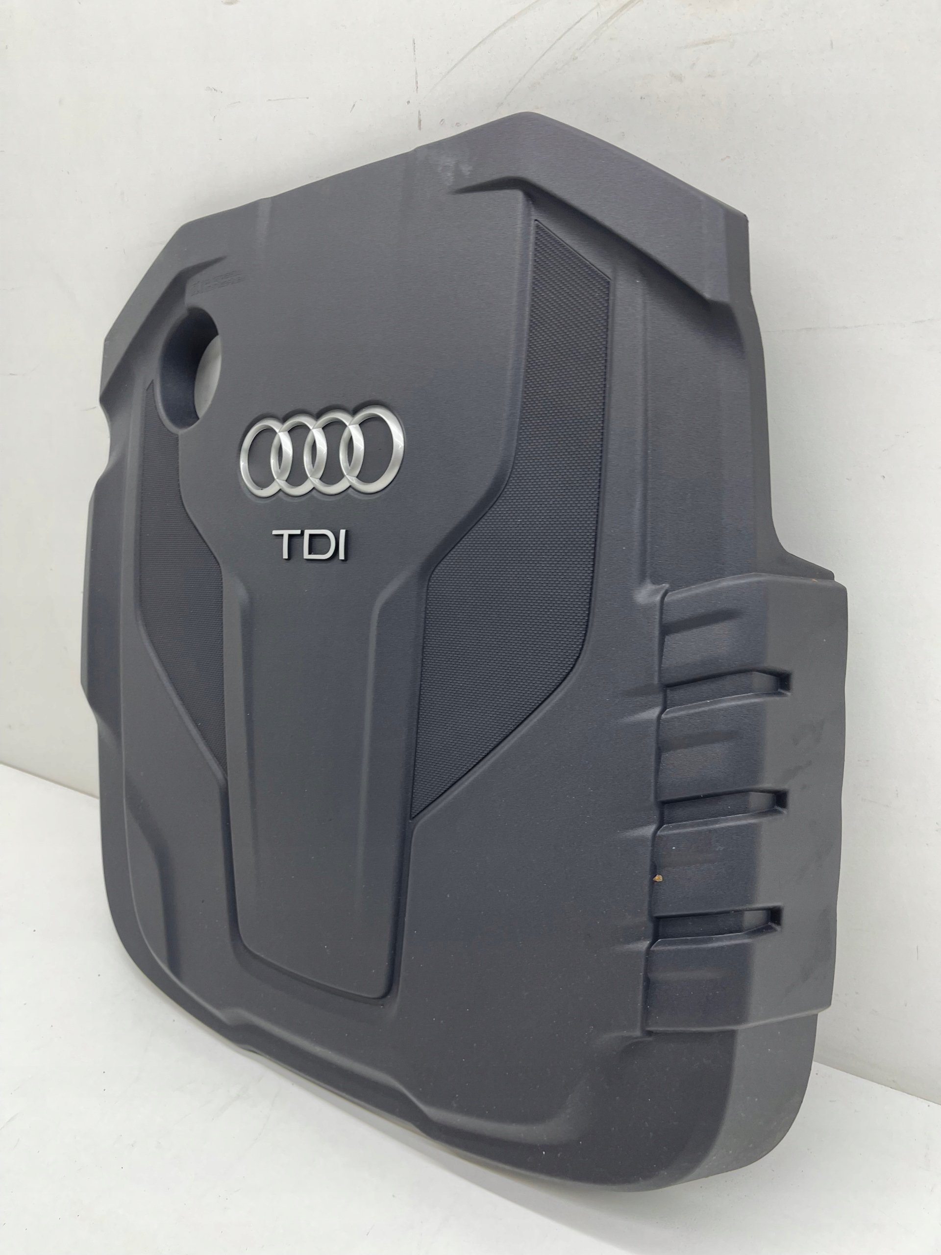 AUDI A4 B8 A6 C7 2.0 TDI cover engine housing cover upper CALA original!
