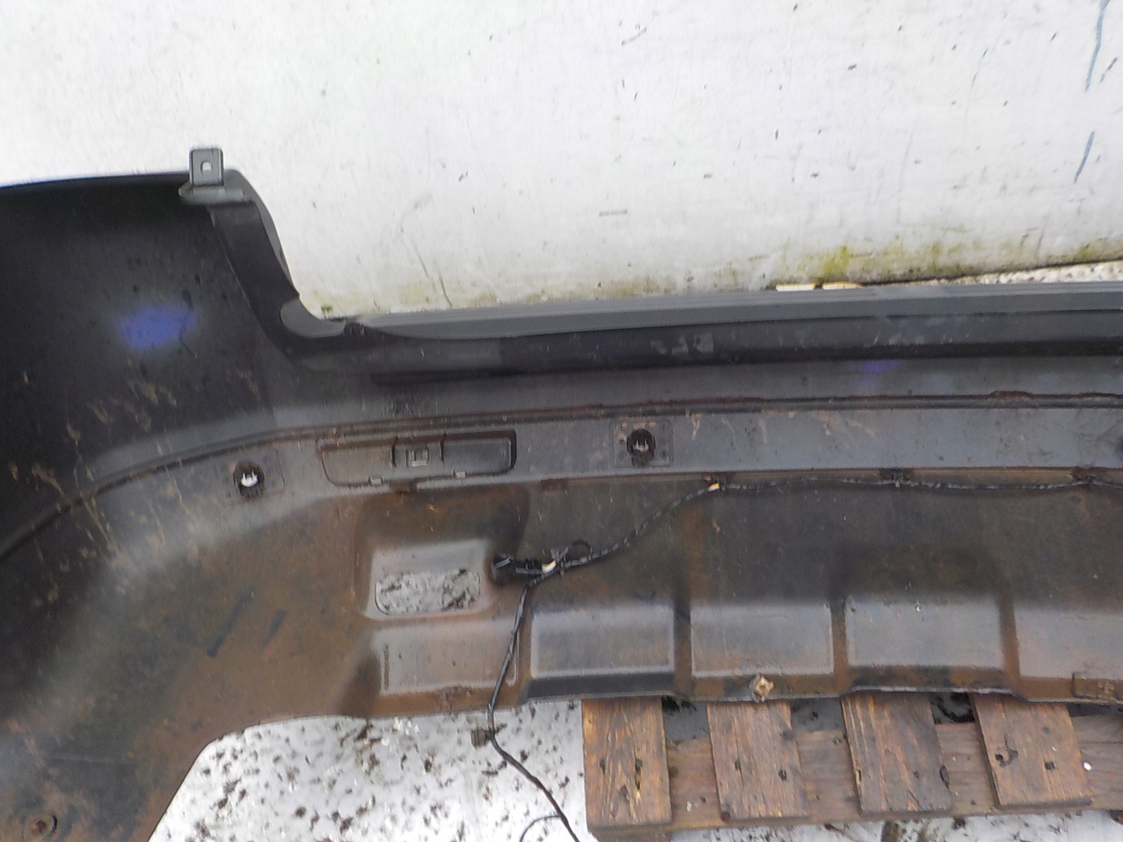 601 LAND ROVER FREELANDER II bumper rear part rear PDC