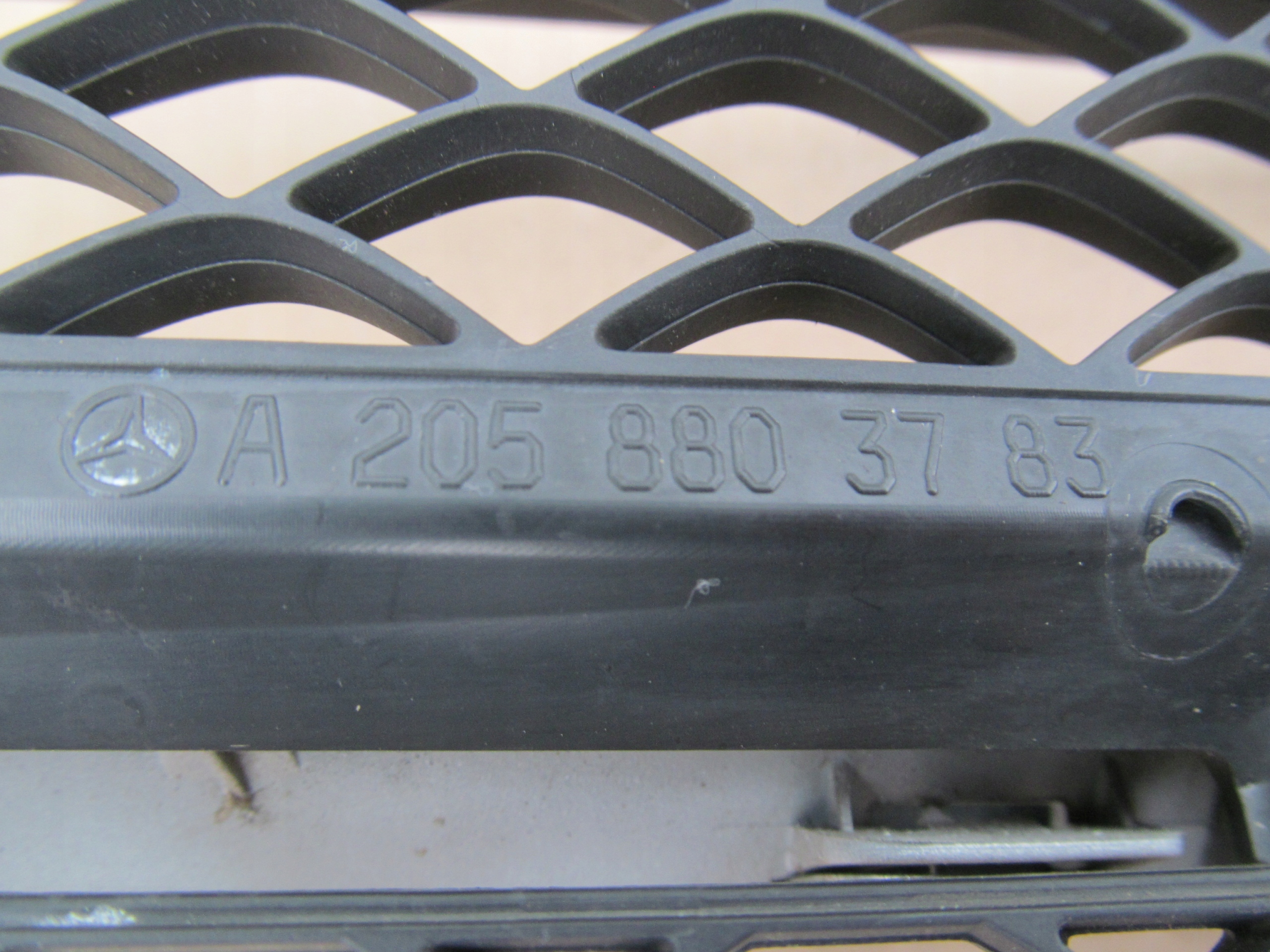 C класс W205 решетка радиатора