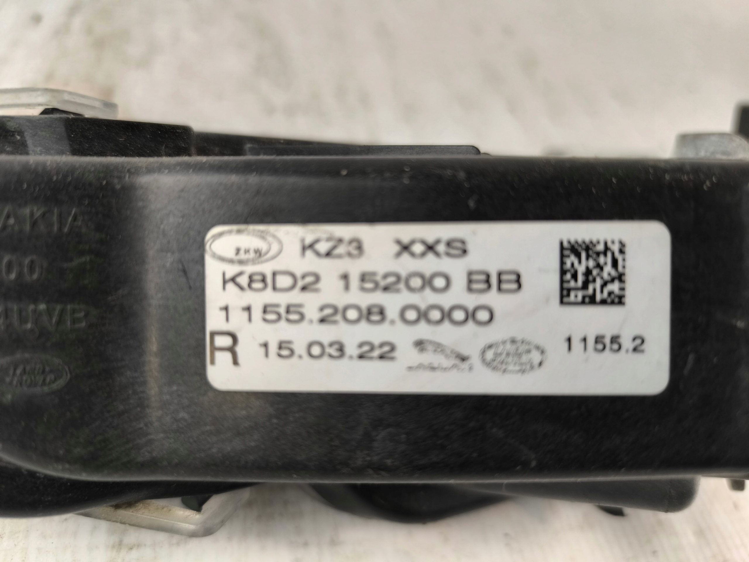 ГАЛОГЕН передняя правая LAND Range Rover Evoque led K8D215200BB