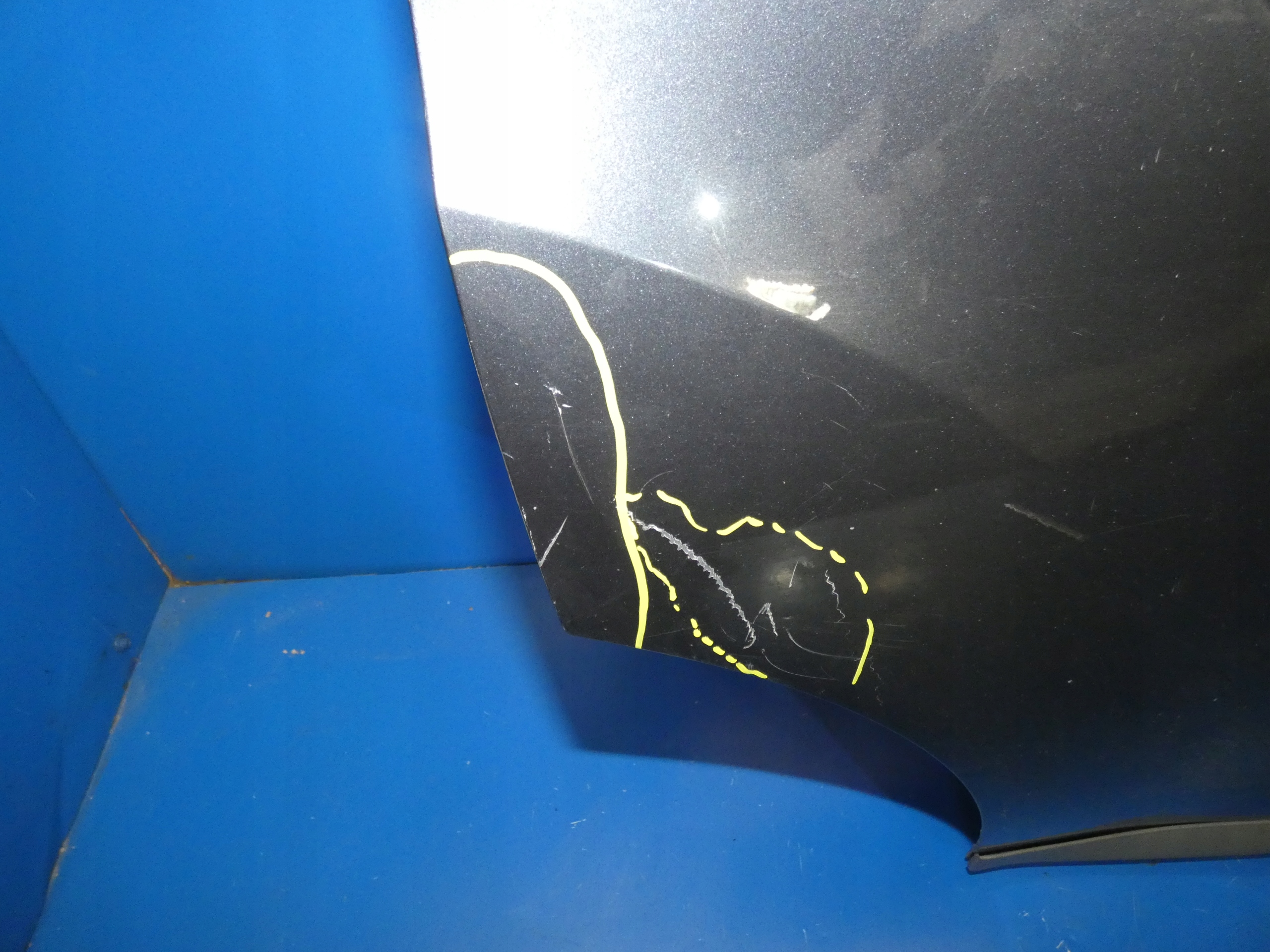 FORD KUGA MK1 door right rear part rear. H8
