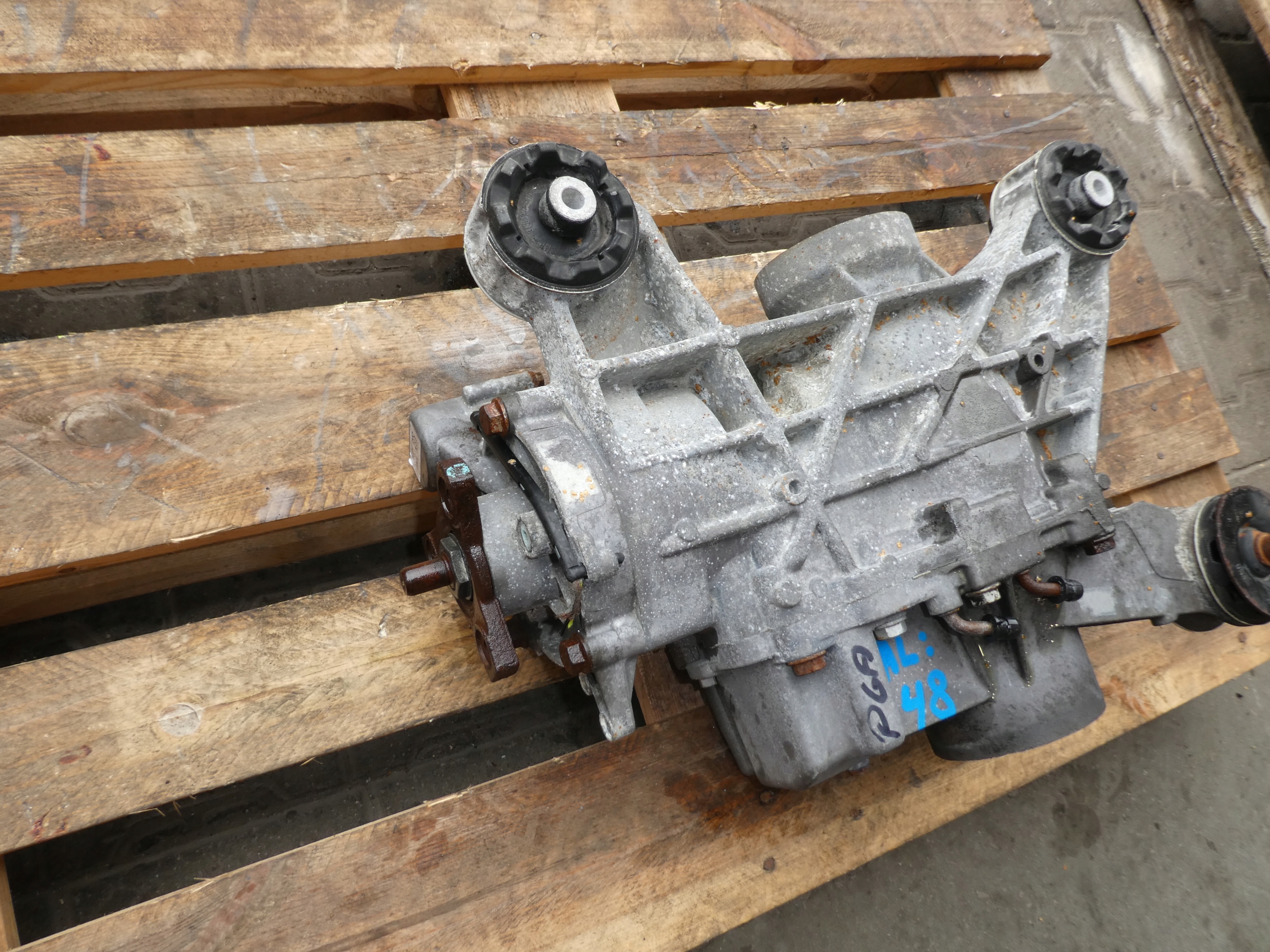 REDUKTOR DIFFERENZIALE DIFFERENZIALE VW AUDI 2.0 TDI PGA POSTERIORE 0AY525010F