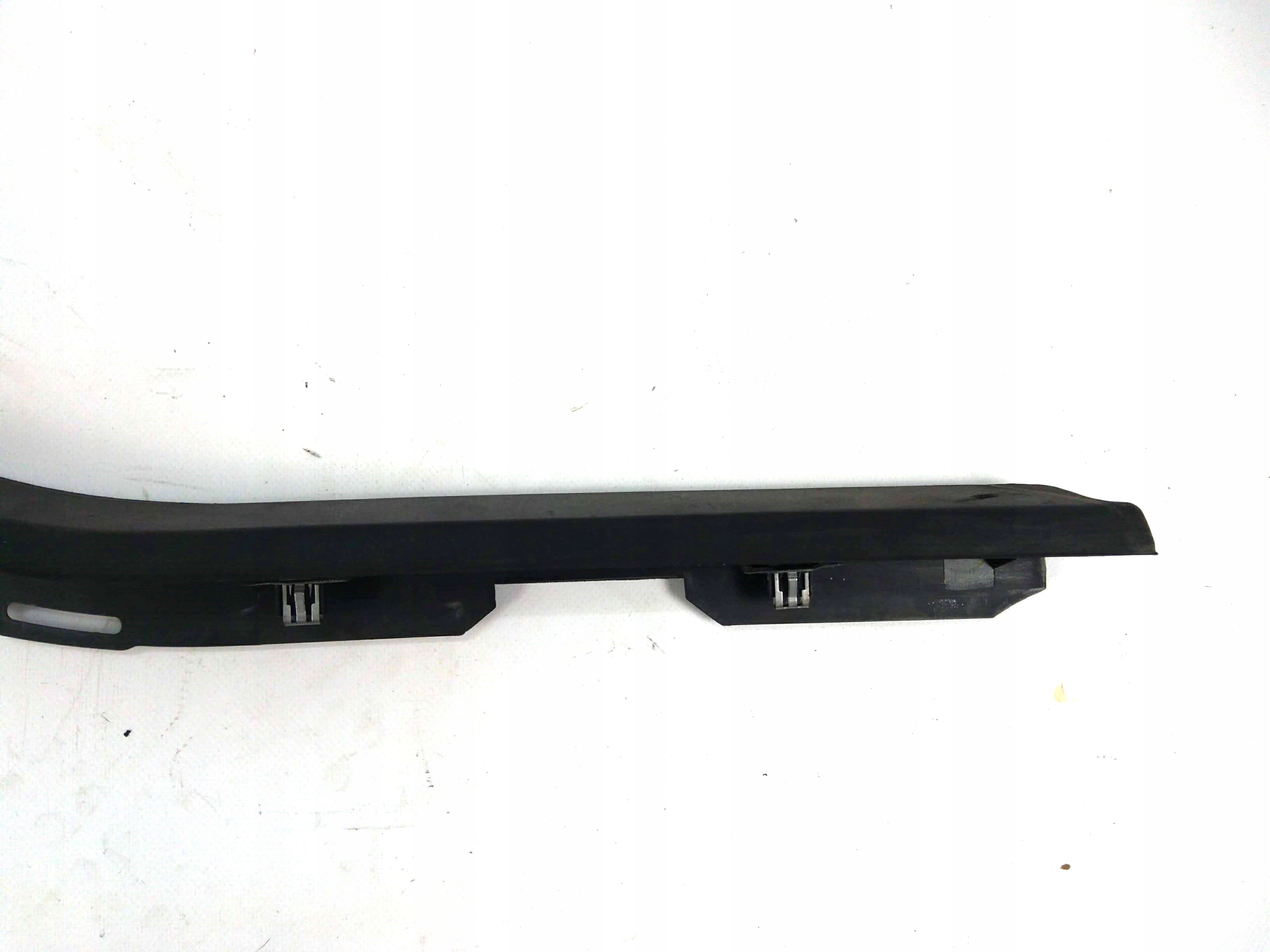 Ford F150 gasket exterior windows right front 2015-20