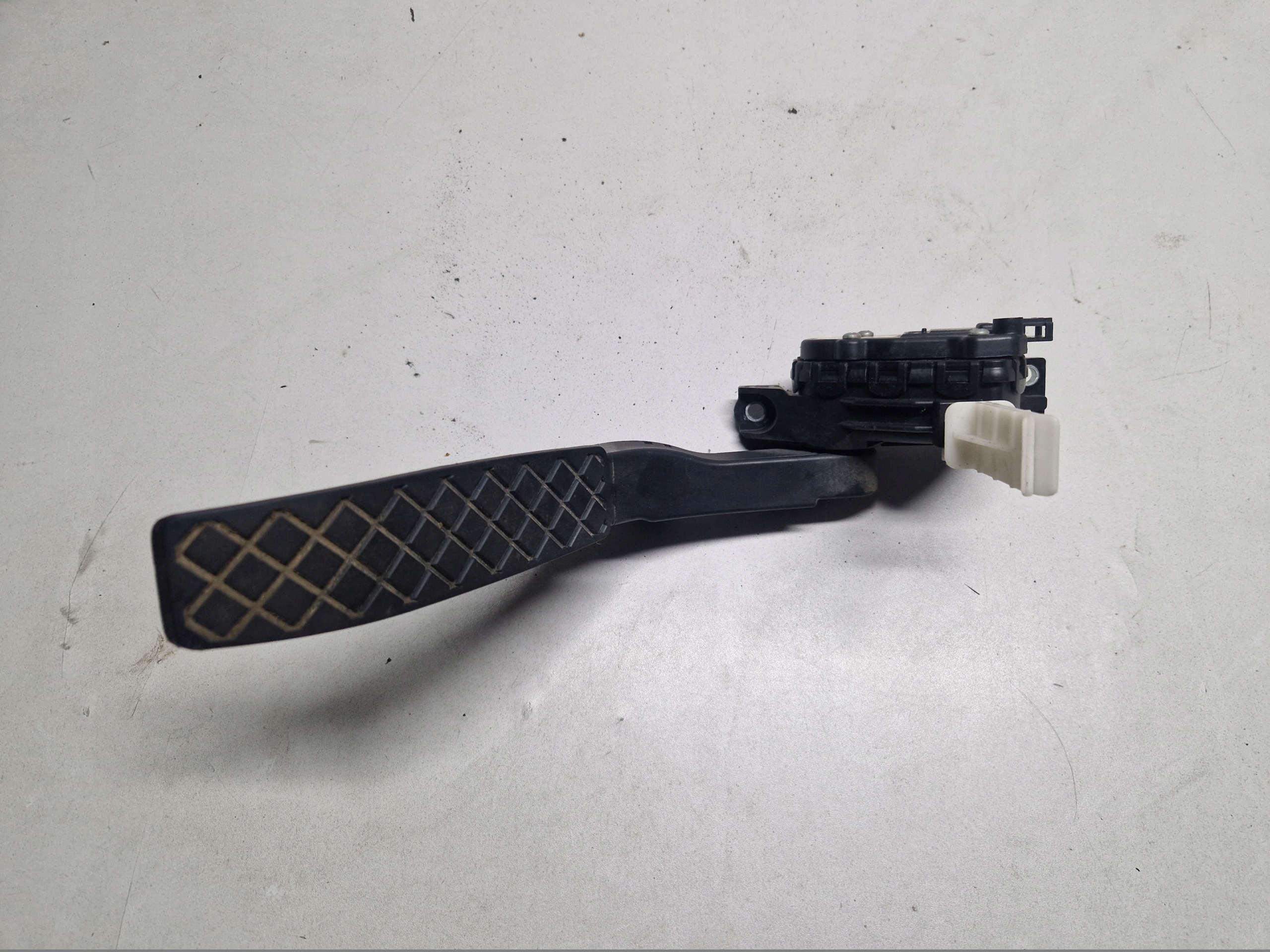 Gaspedal AUDI Q7 4L 7L0723507B