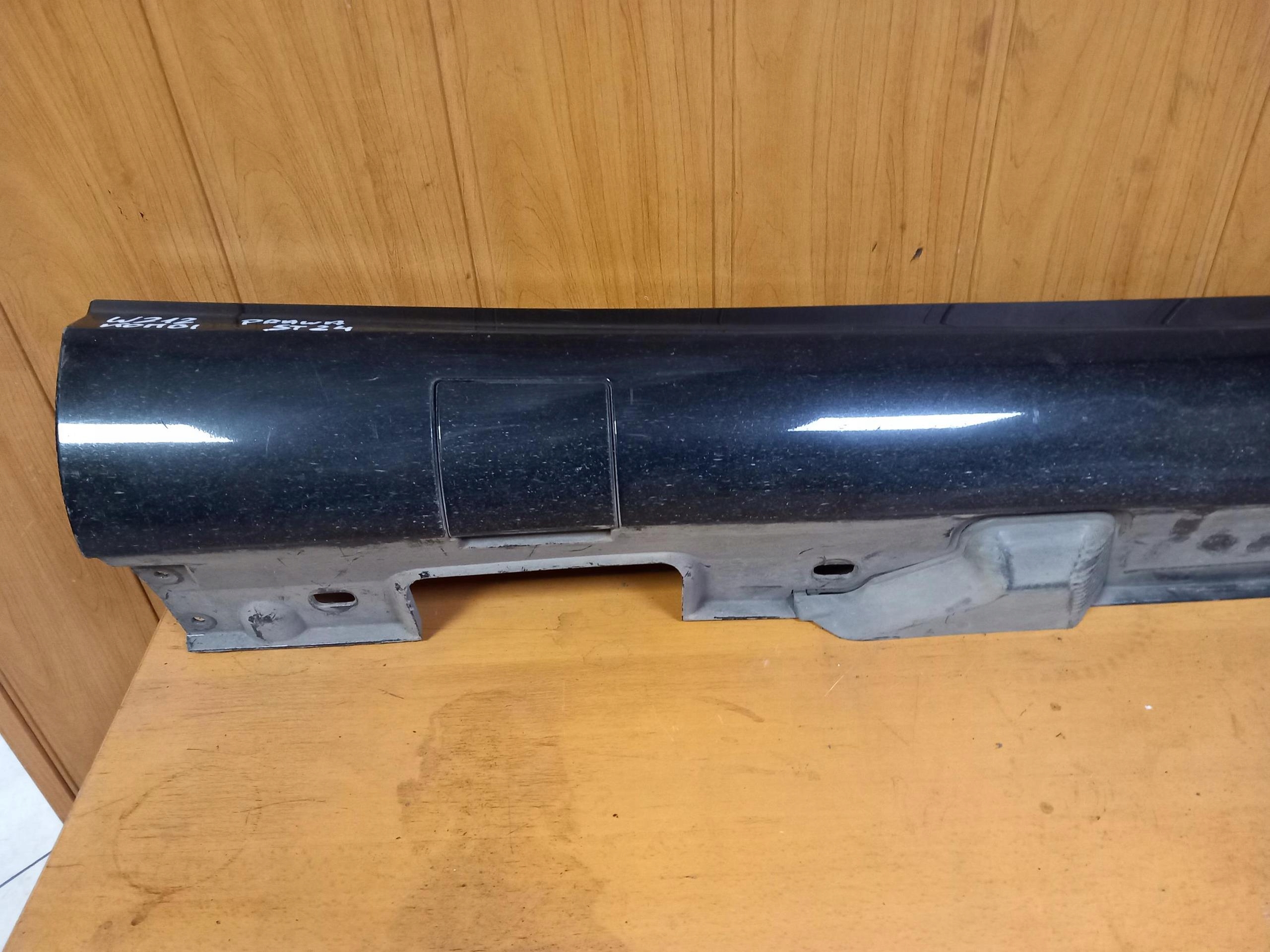 moulding threshold right MERCEDES E-class W212 KOMBI 08-16