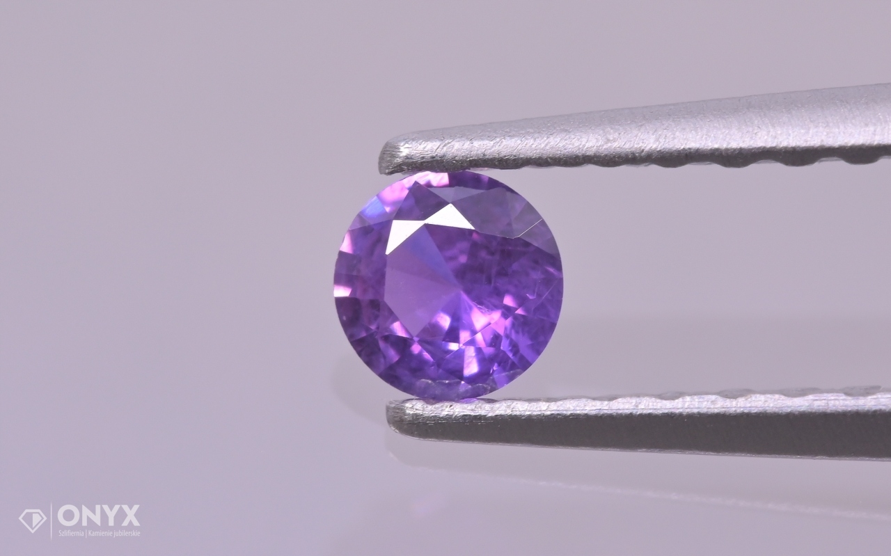 Fazetovaný safír kulatý fi 3 mm