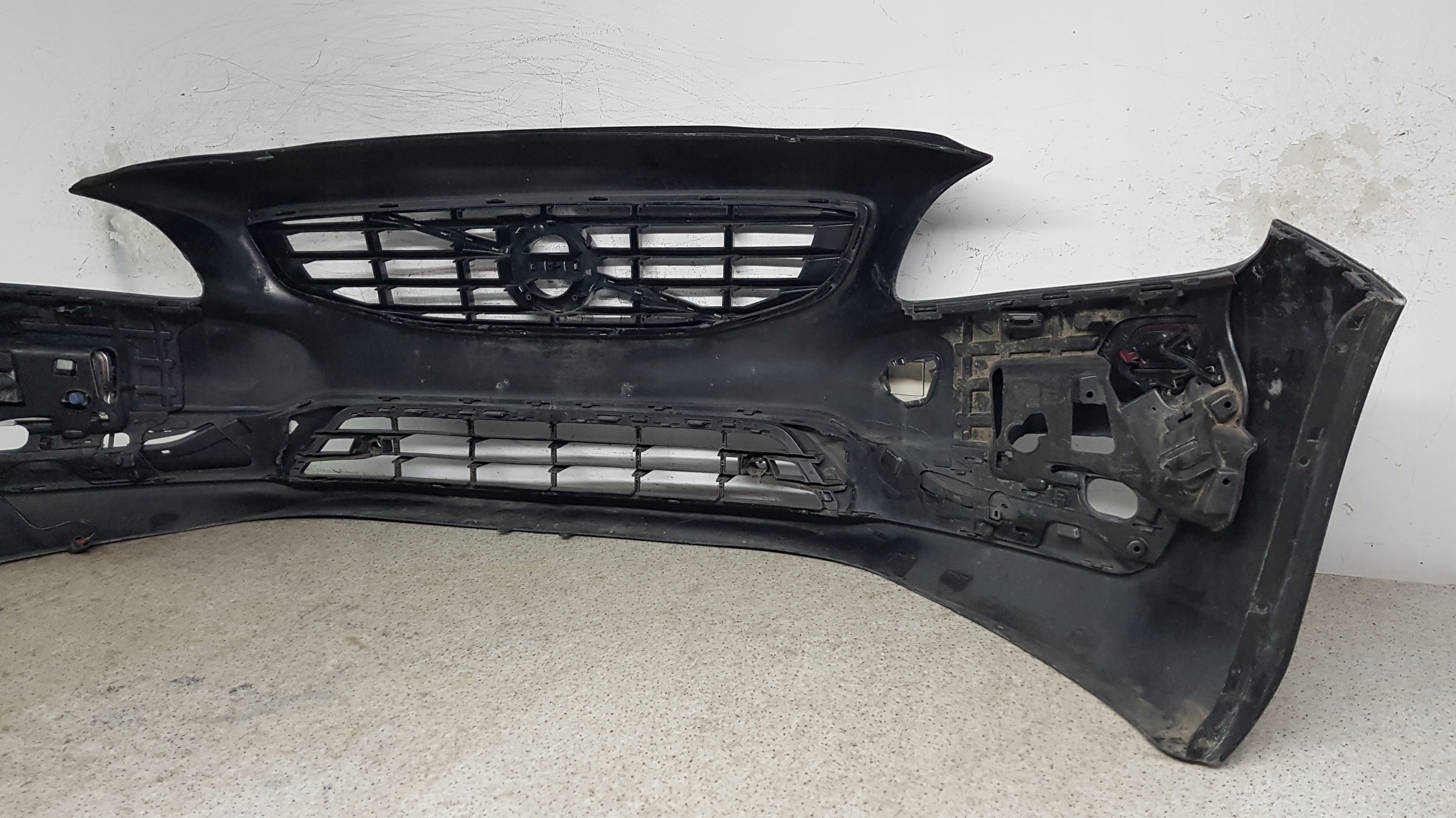 VOLVO S60 V60 2013 - bumper front 8552