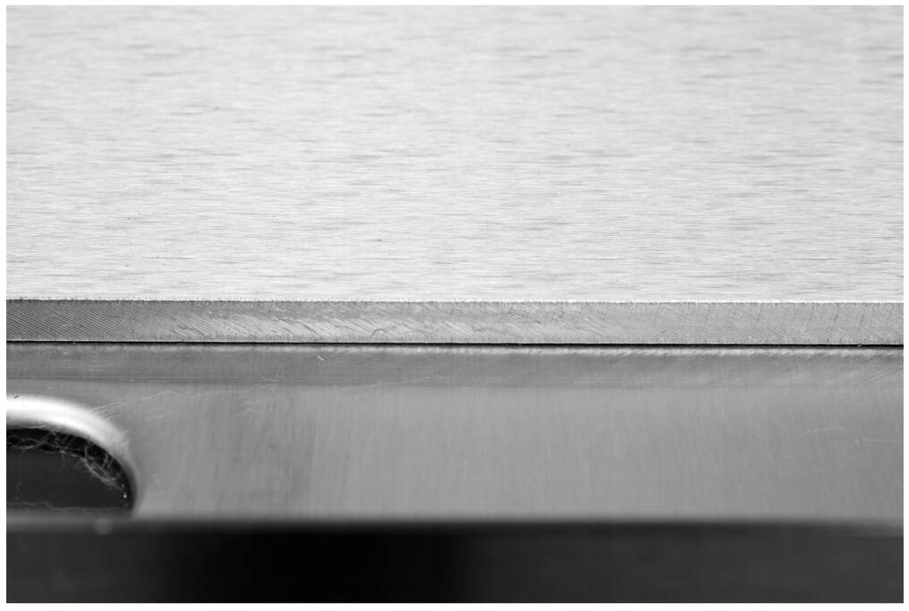 PŁYTA GRILLOWA GŁADKA RYFLOWANA 55CM YATO YG-04586 Waga produktu z opakowaniem jednostkowym 26 kg