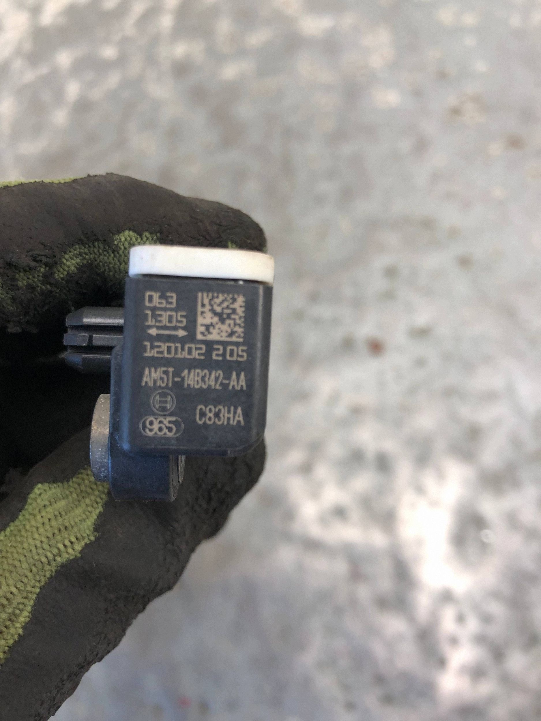 Crashsensor Drucksensor FORD MONDEO MK4 LIFT AM5T-14B342-AA