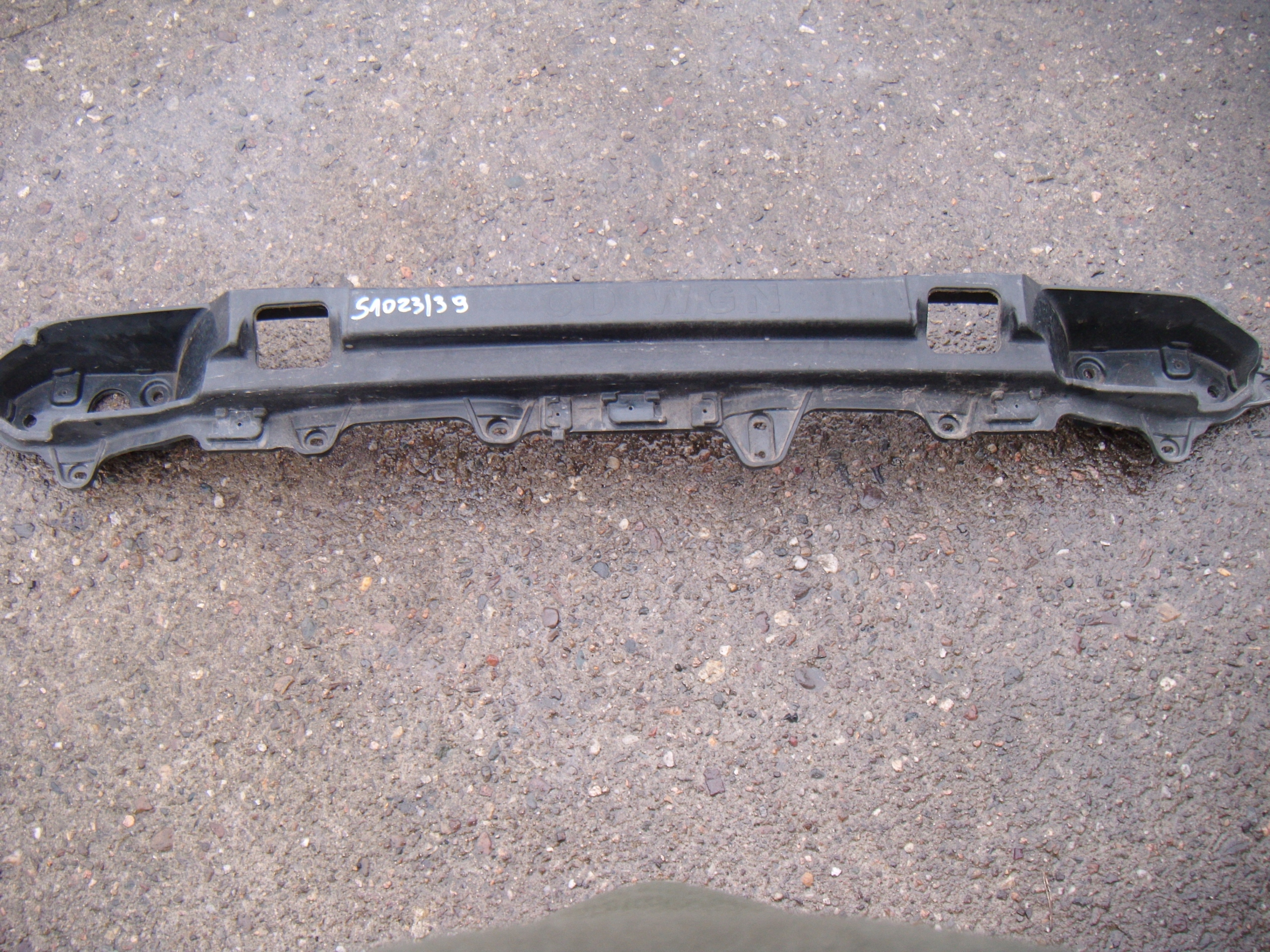 KIA CEED 3 III KOMBI 2018- BELKA ZDERZAKA TYŁ 86630-J7301