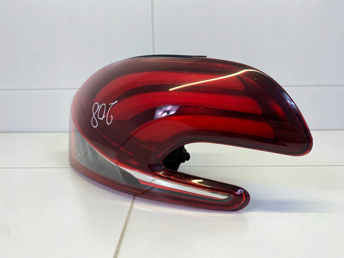 light rear right side Peugeot 208 2015 9810430580