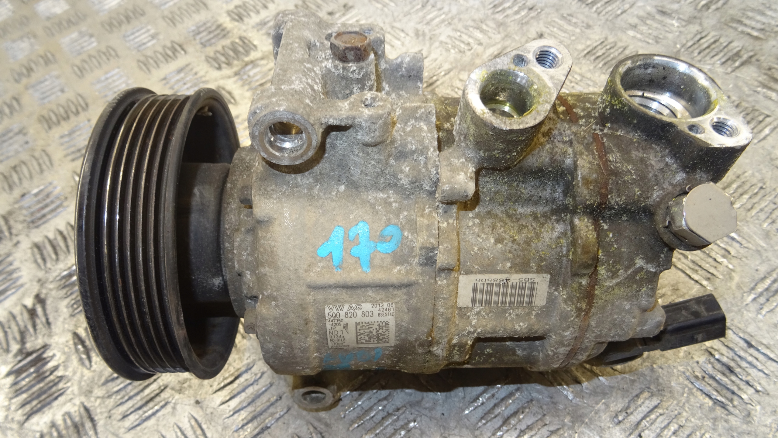 Denso 5Q0820803 kompresor klimatizaci