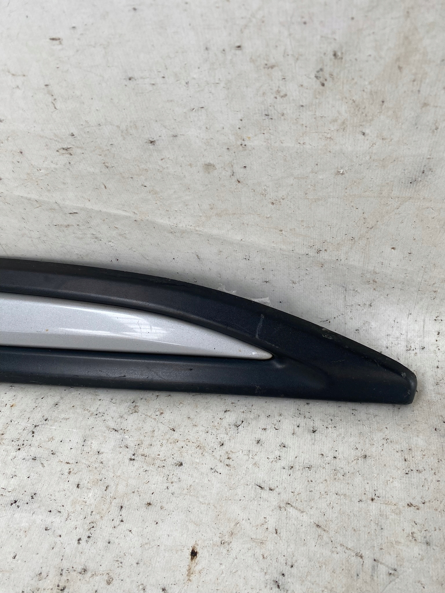 MITSUBISHI OUTLANDER III 12- moulding door right front 5727A404