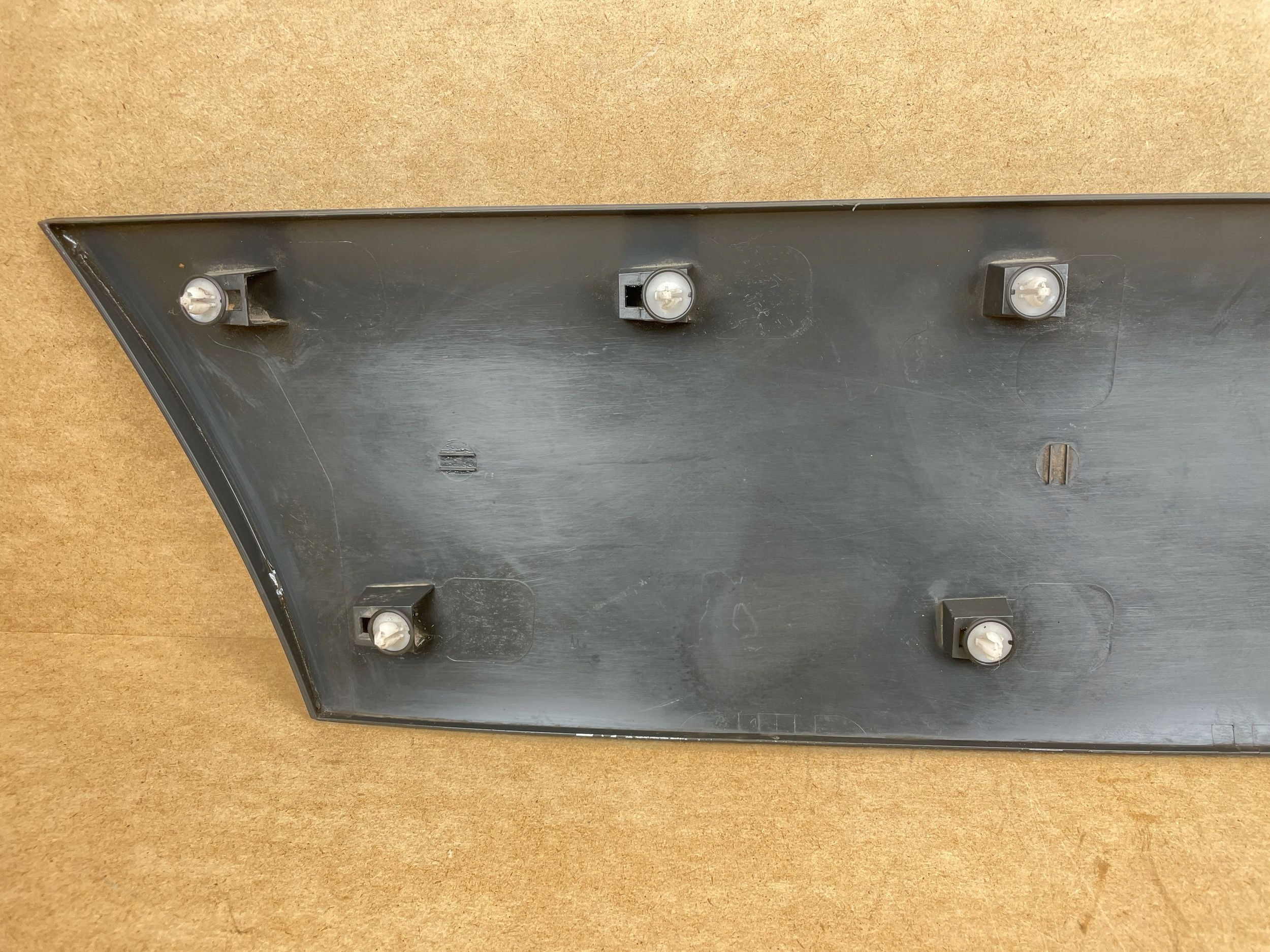 moulding cap cover door right front MERCEDES SPRINTER W910 W907 2018